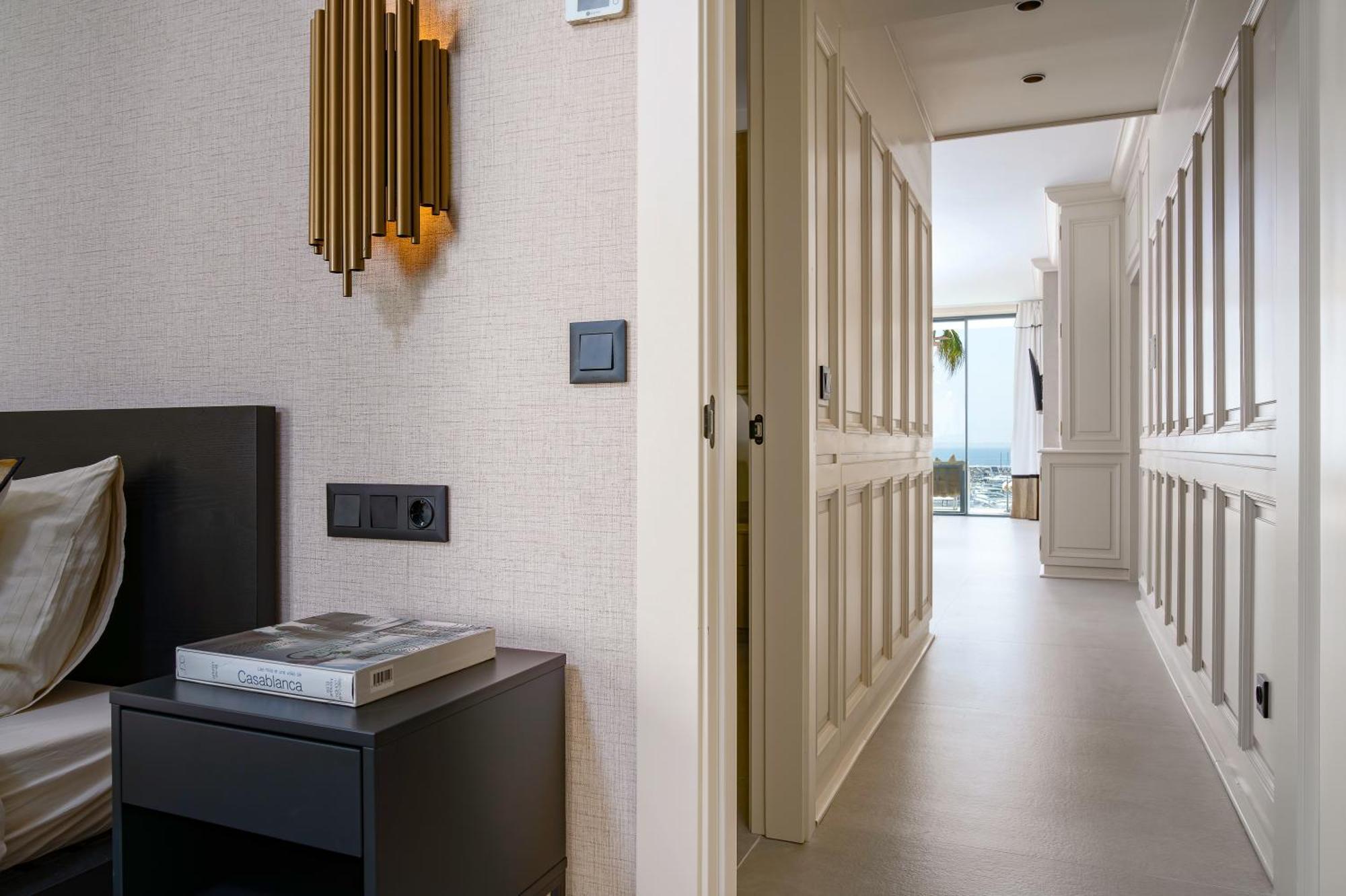 241 Puerto Banus Front Line Apartment