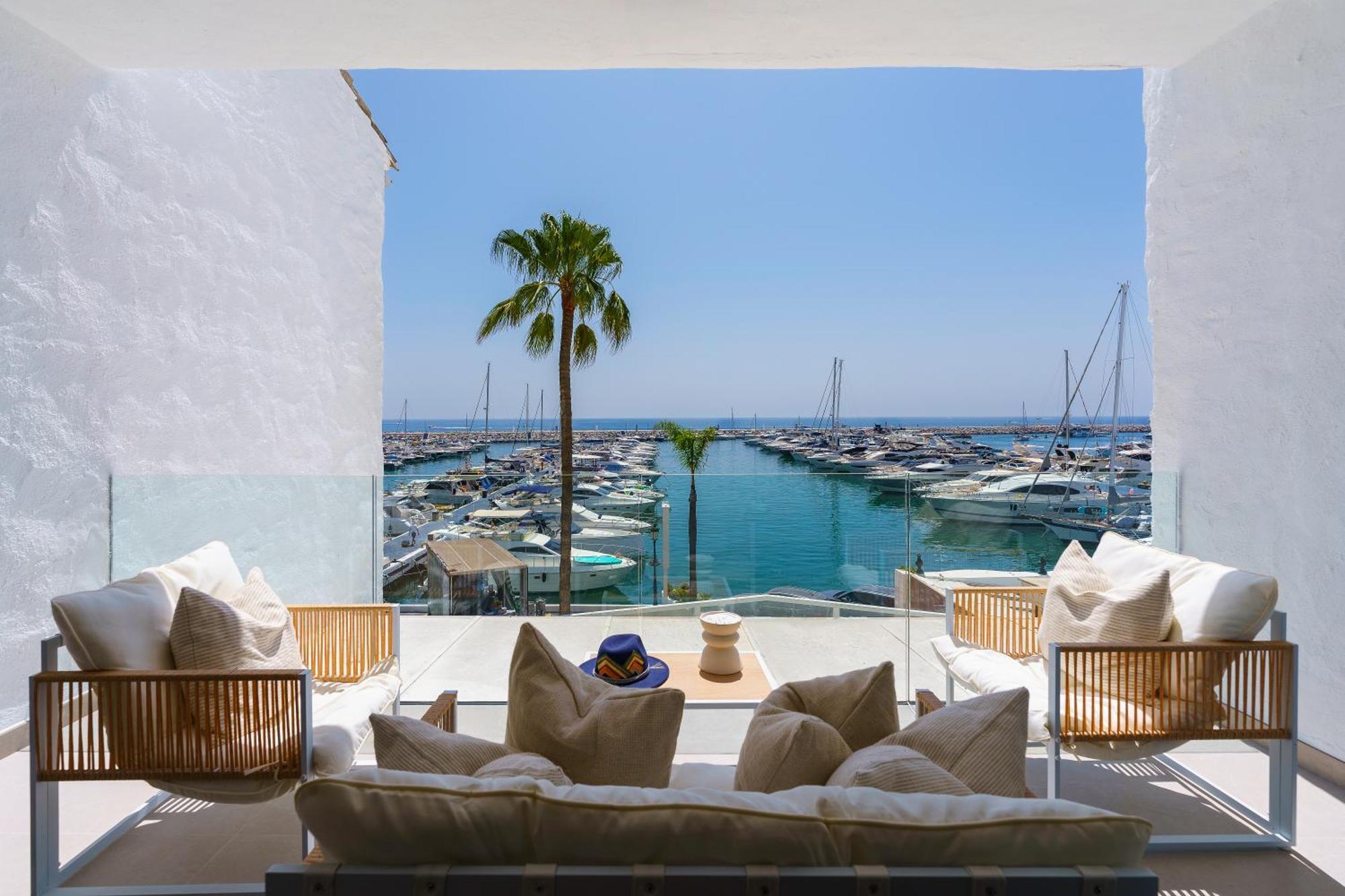 Apartment 241 Puerto Banus Front Line *