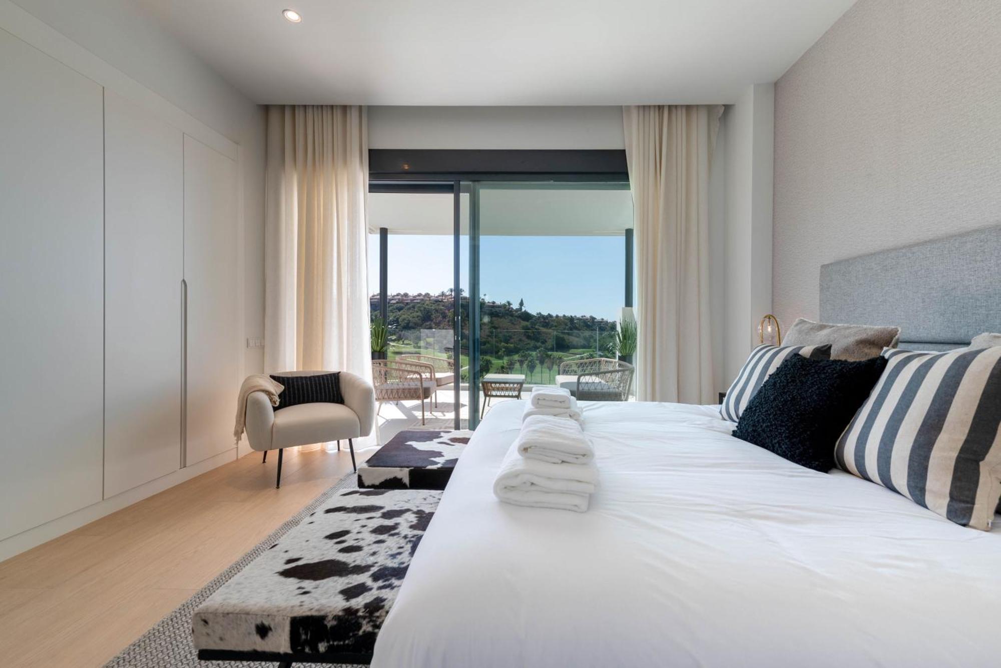Villa Soul 17 En Santa Clara Golf, Un De Ensueno Marbella