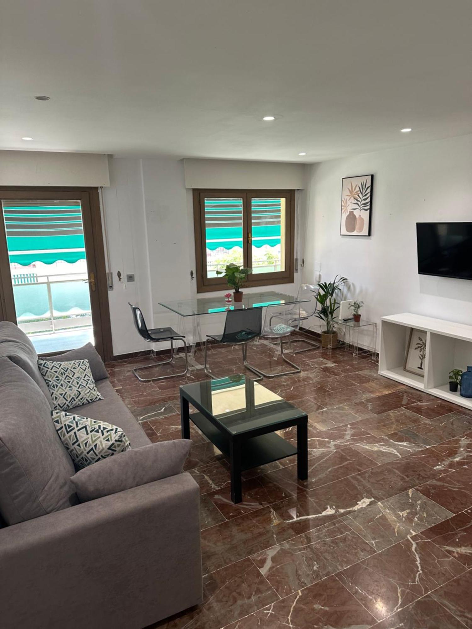 Apartment En *