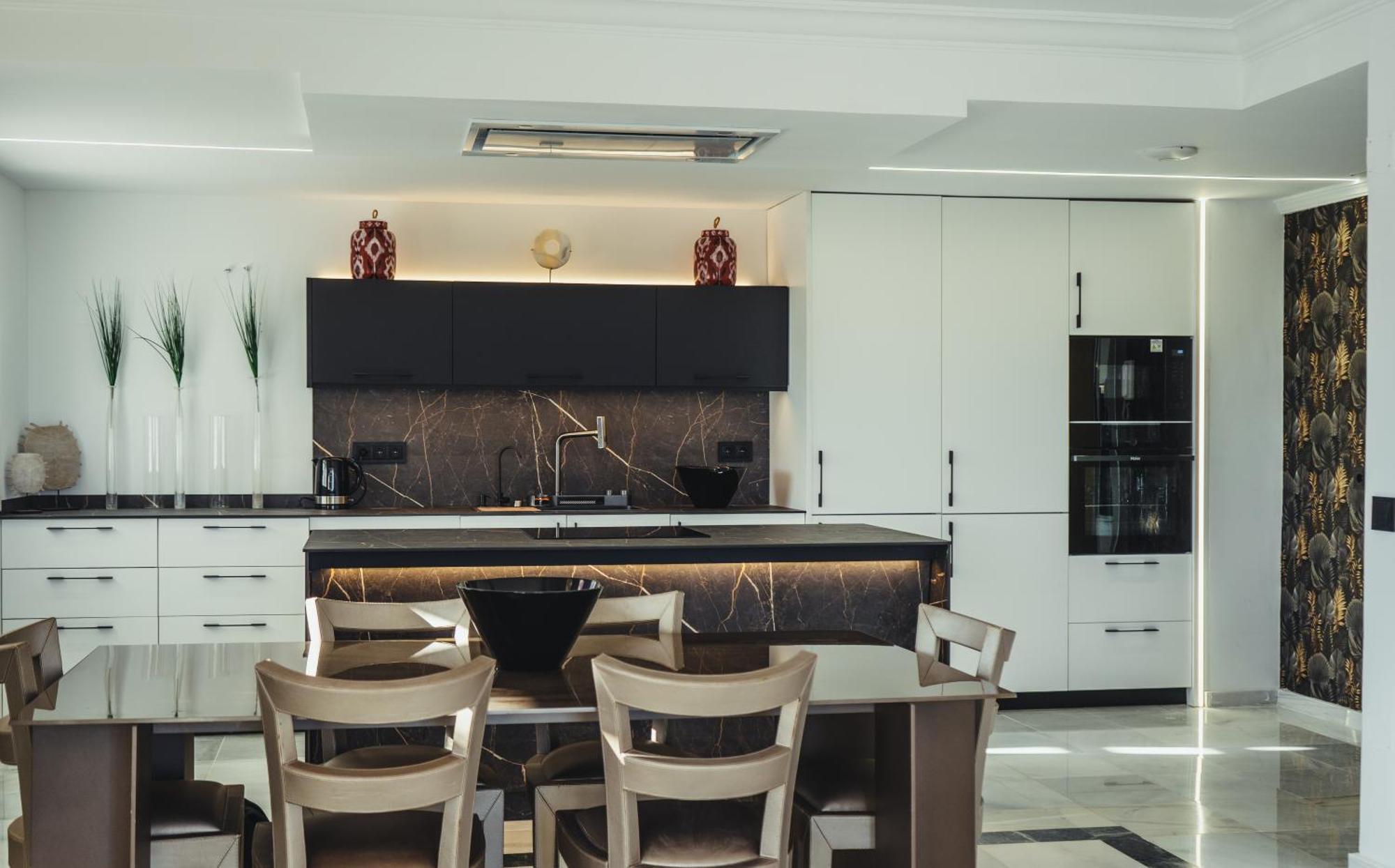 Atico Duplex-las Vistas De Laia Apartment Marbella