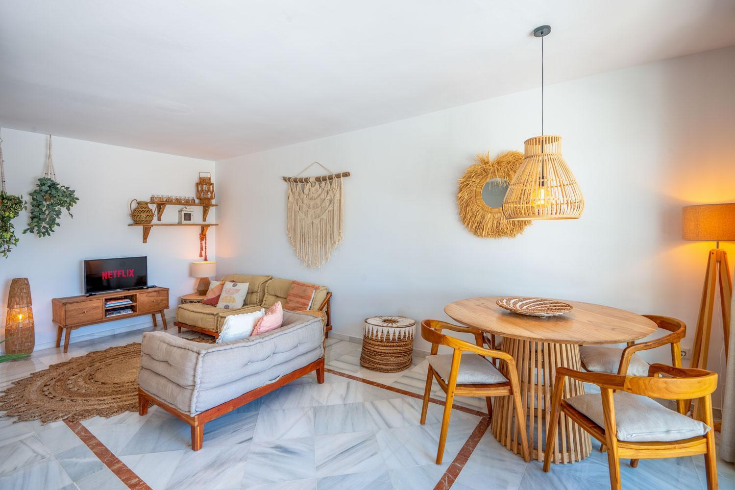 Stayatsas Luxe App Vlakbij Strand, 80 M2 Terras, Grote Zwembaden Apartamento