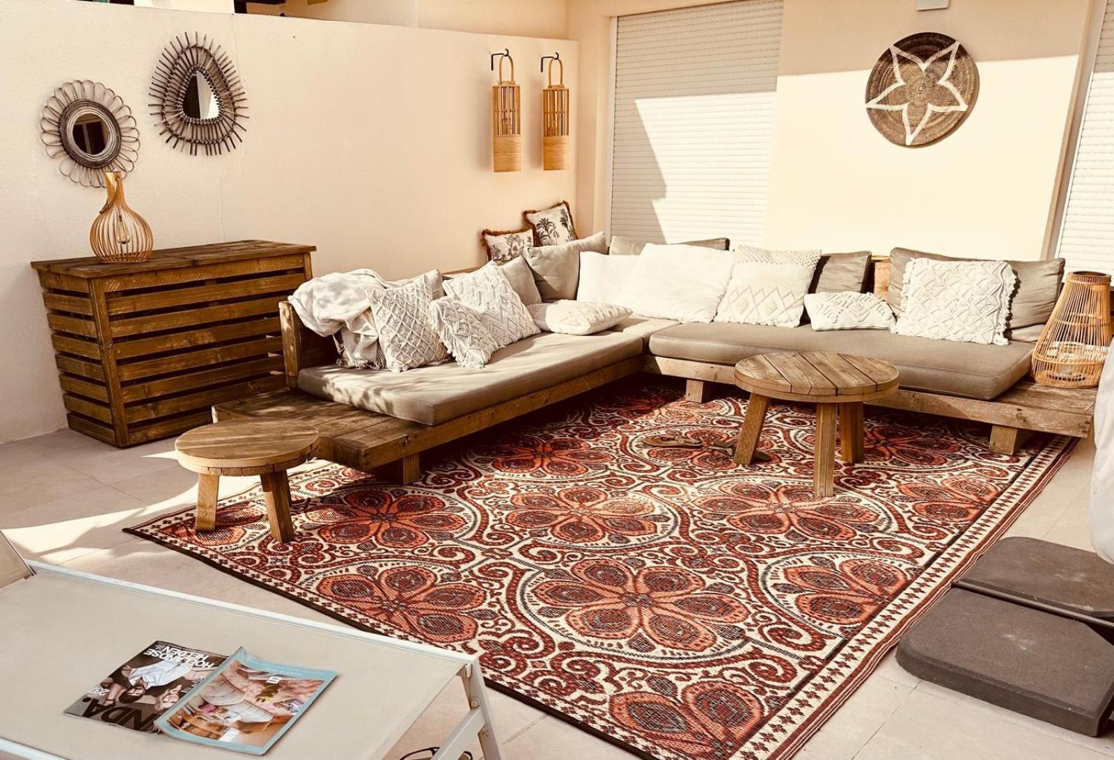 Stayatsas Luxe App Vlakbij Strand, 80 M2 Terras, Grote Zwembaden Marbella