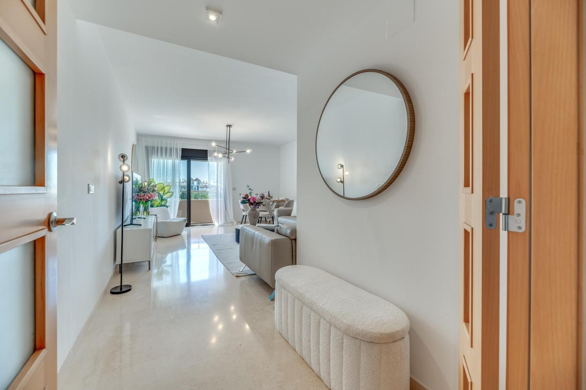 Vacation I The Sunrise Golden Mile Flat, Next To Convention Center, Recently Refurbished, Prime Location, 300m To The Marbella