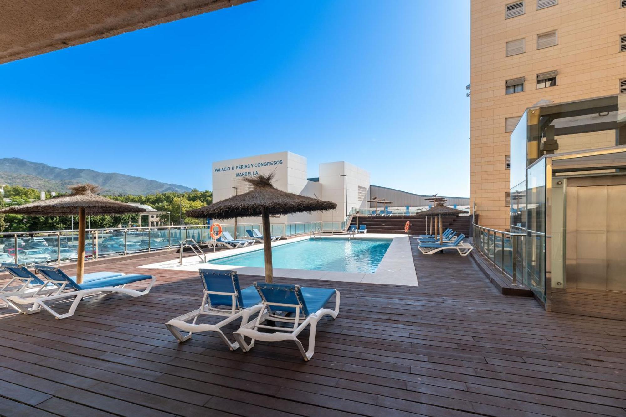 Vacation I The Sunrise Golden Mile Flat, Next To Convention Center, Recently Refurbished, Prime Location, 300m To The