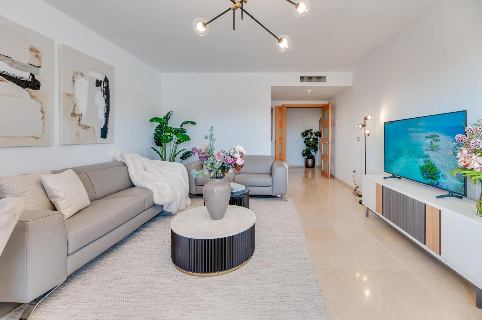 Vacation I The Sunrise Golden Mile Flat, Next To Convention Center, Recently Refurbished, Prime Location, 300m To The Apartamento *