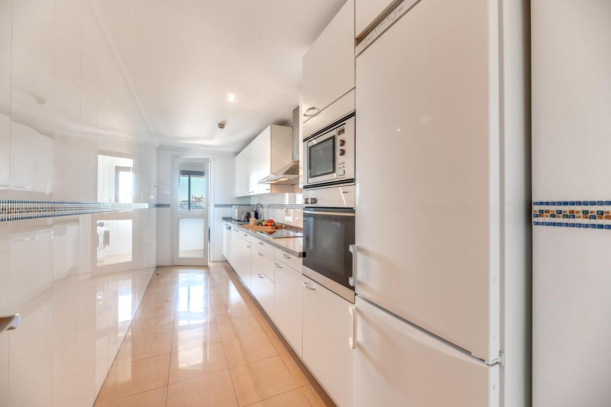 Vacation I The Sunrise Golden Mile Flat, Next To Convention Center, Recently Refurbished, Prime Location, 300m To The * Marbella