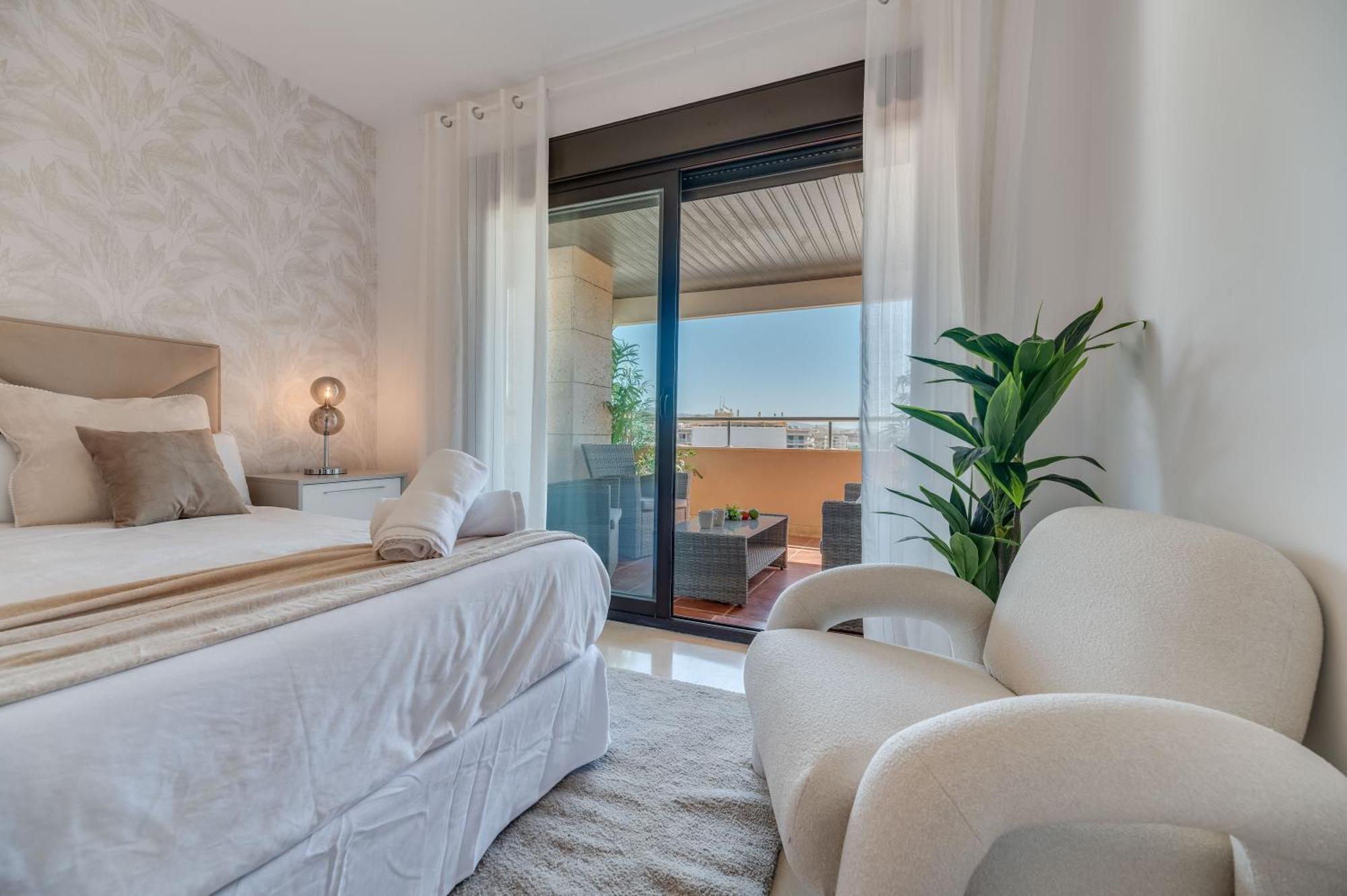Vacation I The Sunrise Golden Mile Flat, Next To Convention Center, Recently Refurbished, Prime Location, 300m To The *