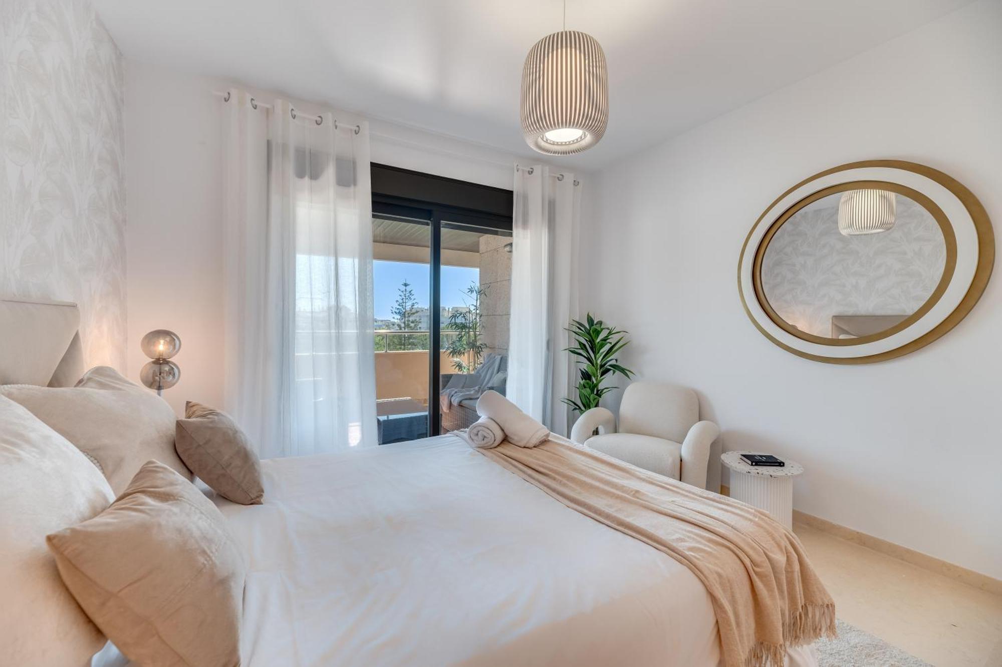 Vacation I The Sunrise Golden Mile Flat, Next To Convention Center, Recently Refurbished, Prime Location, 300m To The *