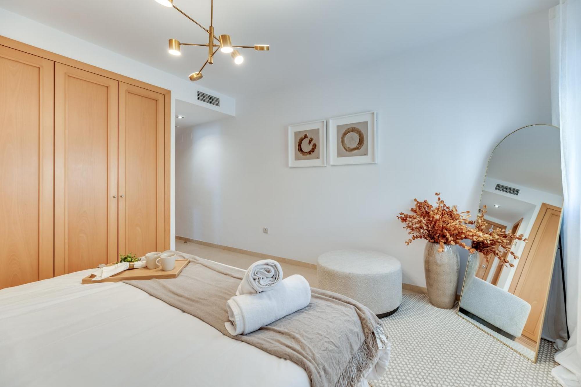 Vacation I The Sunrise Golden Mile Flat, Next To Convention Center, Recently Refurbished, Prime Location, 300m To The Apartamento Marbella