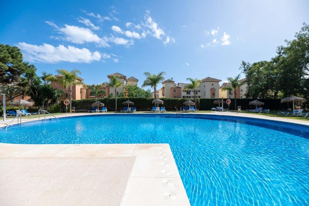 Appartement En Elviria Con Vistas Al Mar Marbella