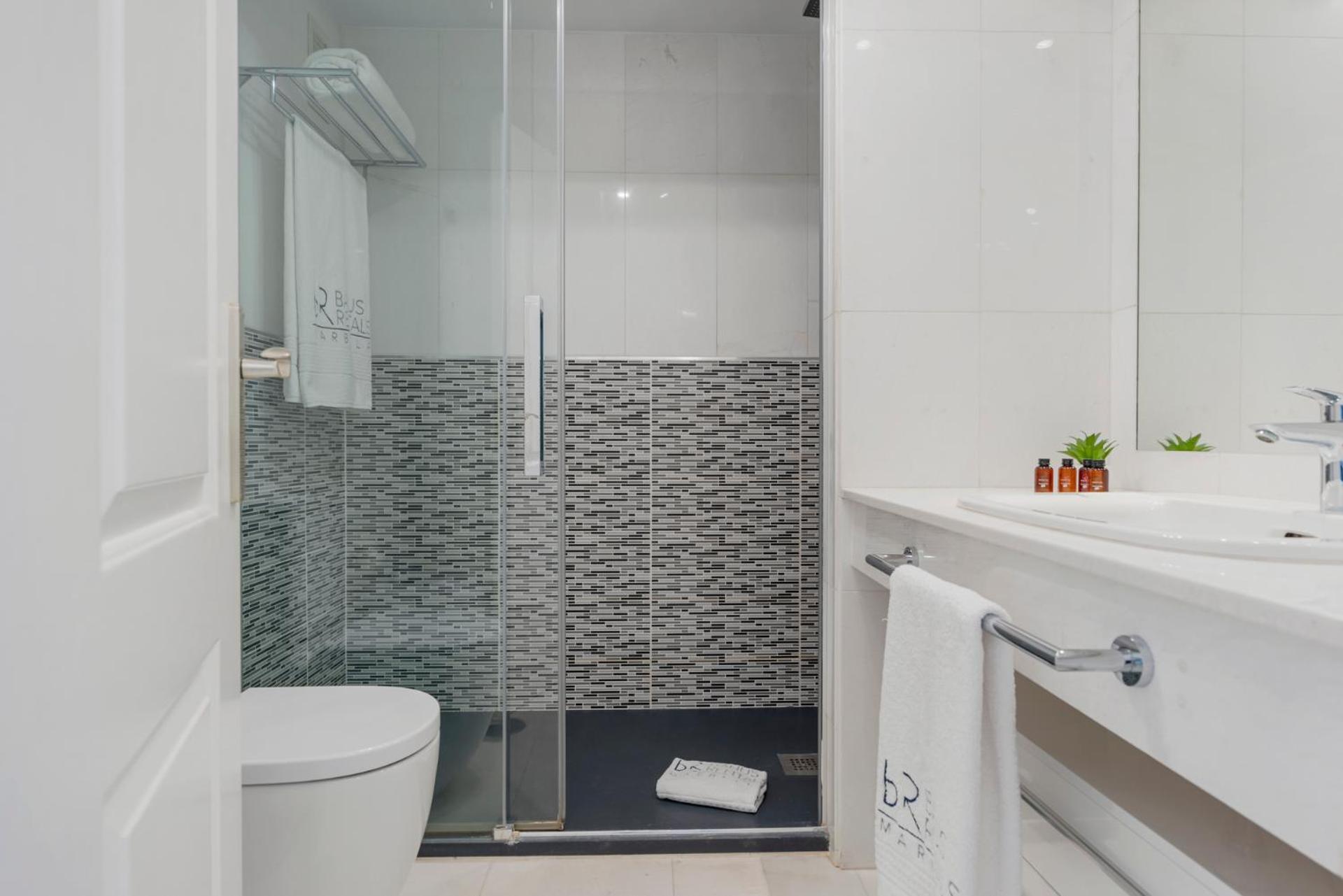 Moderno Y Luminoso En Gaviotas- Puerto Banús Apartamento *