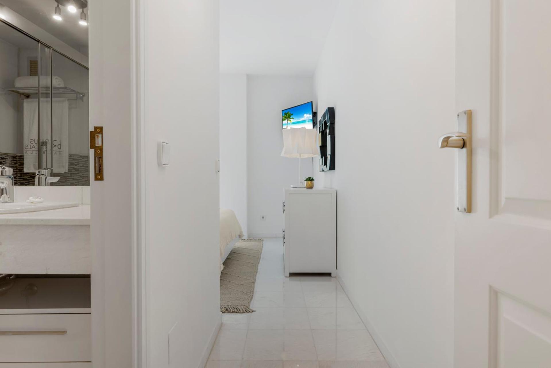 Moderno Y Luminoso En Gaviotas- Puerto Banús Apartamento Marbella