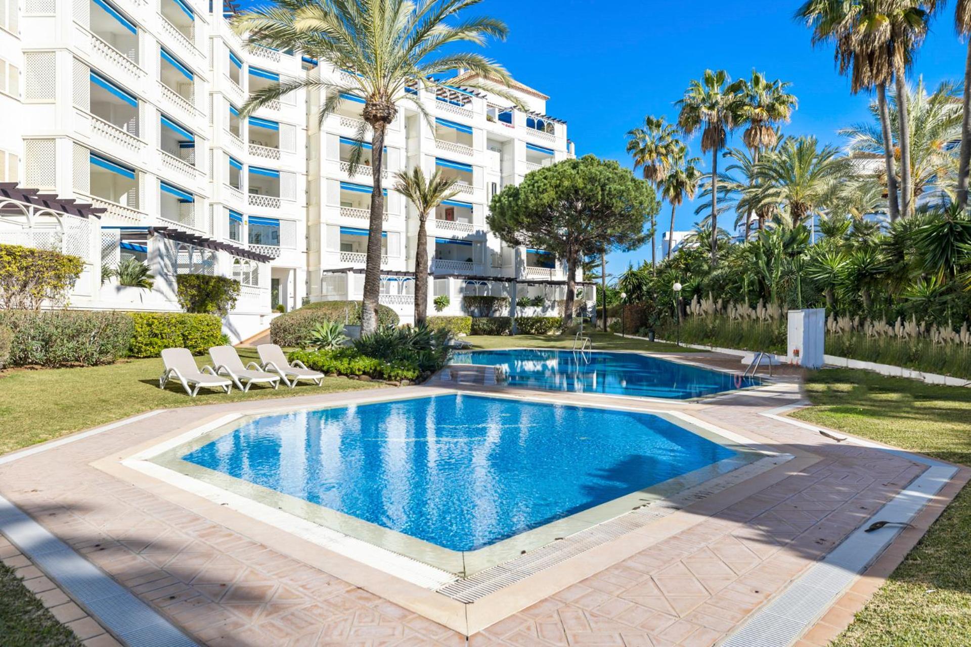 Moderno Y Luminoso En Gaviotas- Puerto Banús * Marbella