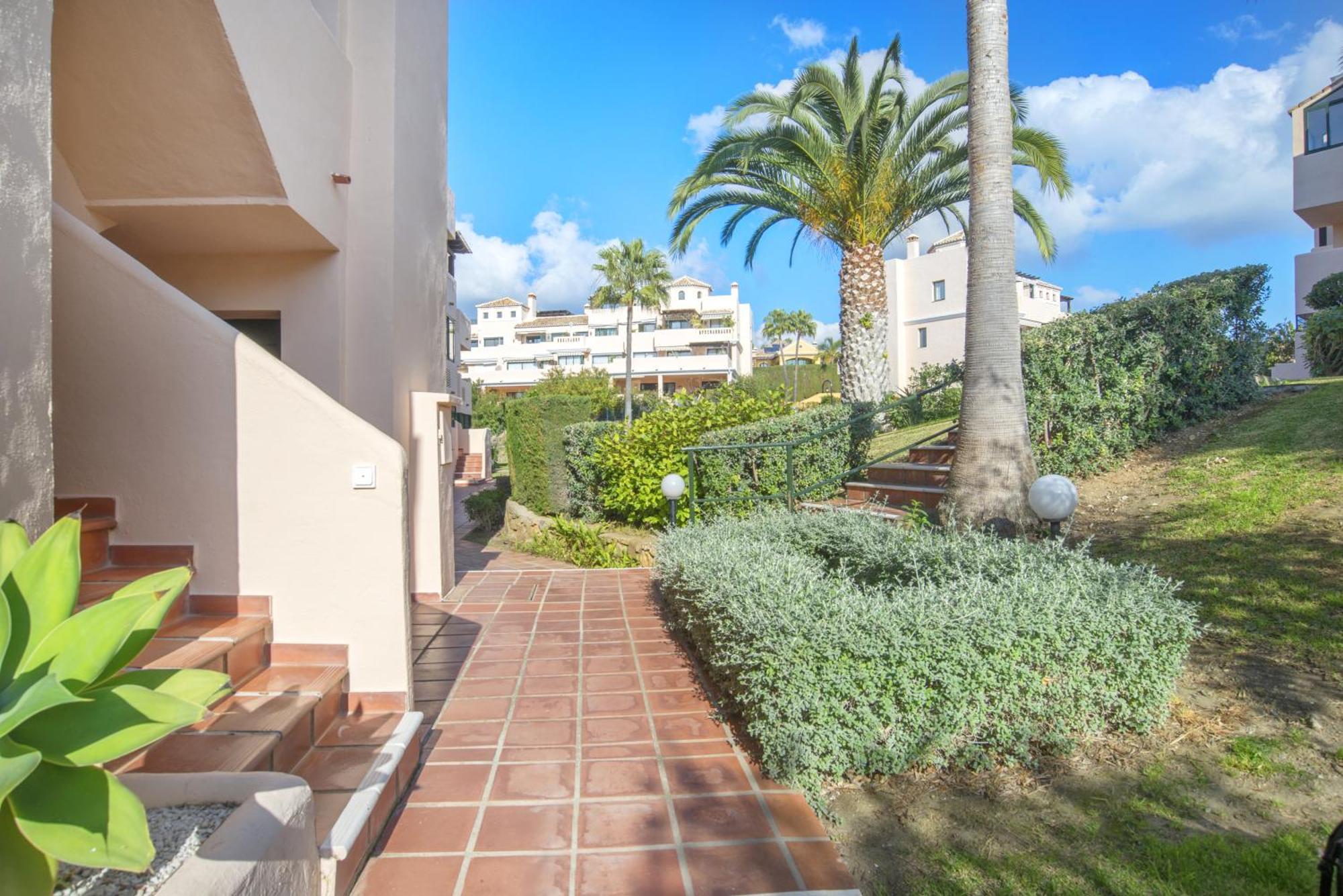 Casa Valdor, Elviria, Marbella, Costa Del Sol Apartment Marbella