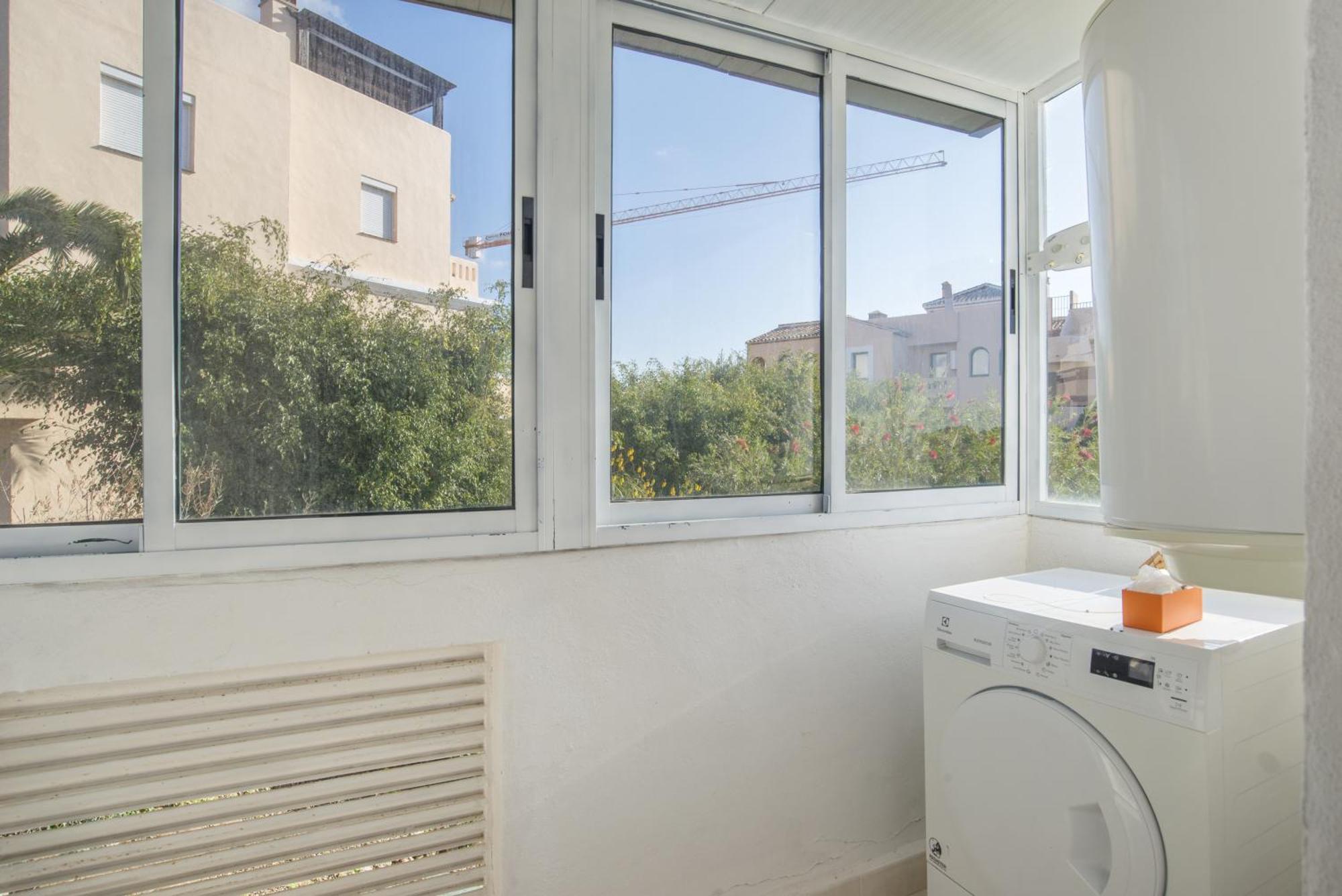 Casa Valdor, Elviria, Marbella, Costa Del Sol Apartment