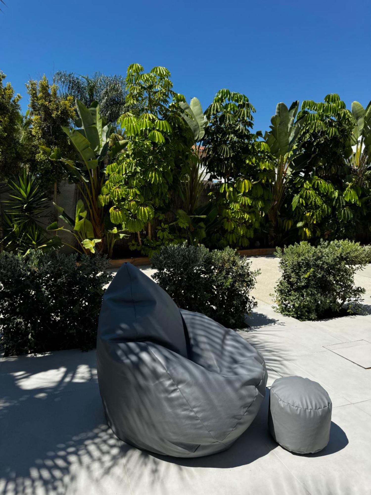 Family Bliss In Marbella- Brand-new 4 Bedroom With Garden, Private Pool & Jacuzzi, Marbesa 500 M To The Beautiful Cabopino Villa *