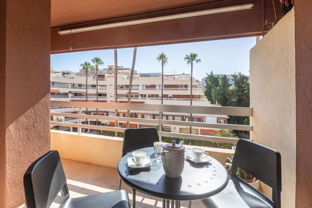 Centro Con Parking Apartment *