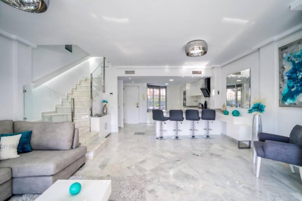 Luxury With Games & Sea Views Holiday home