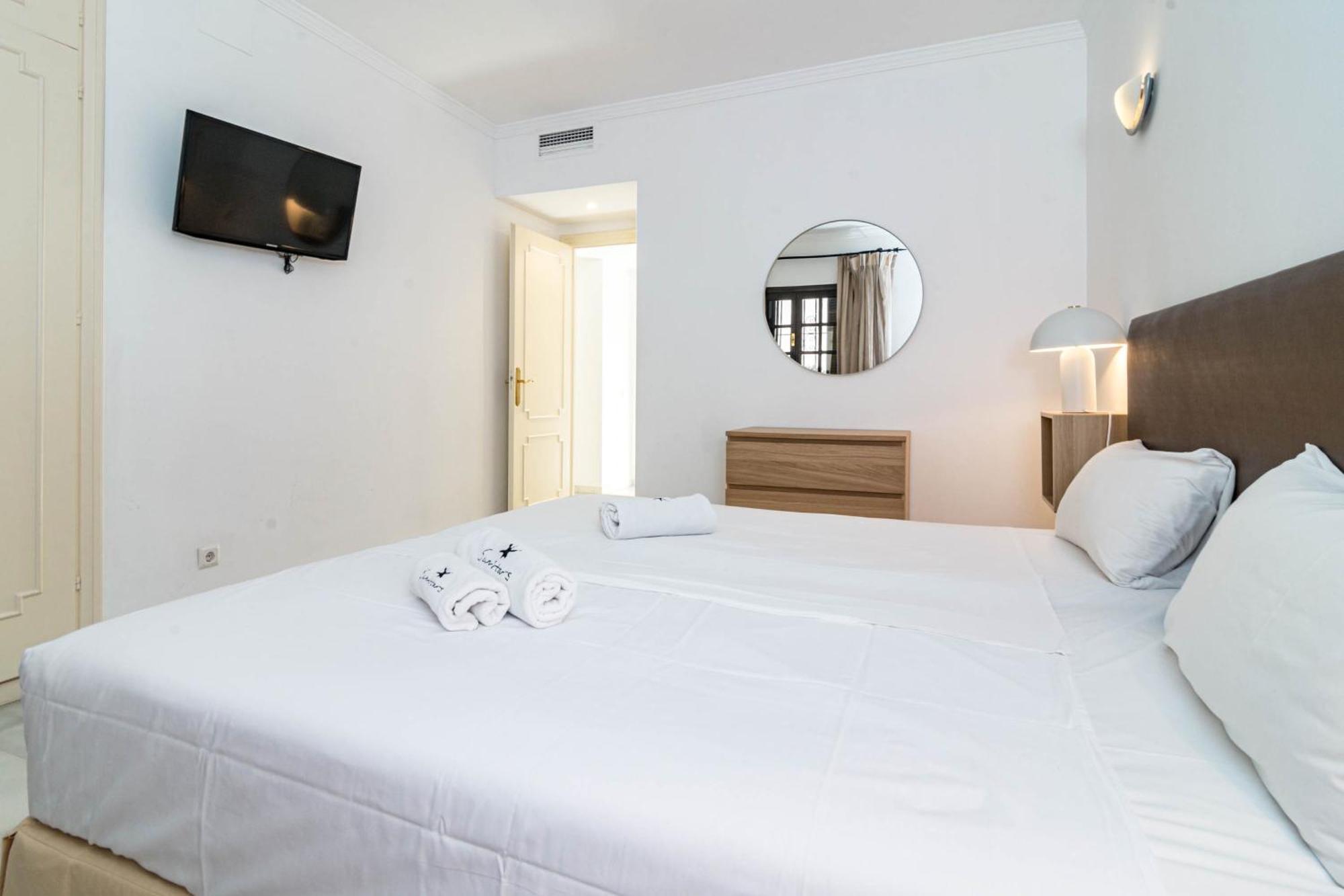 Stunning 2 Bedroom In Aldea Blanca Appartement Marbella