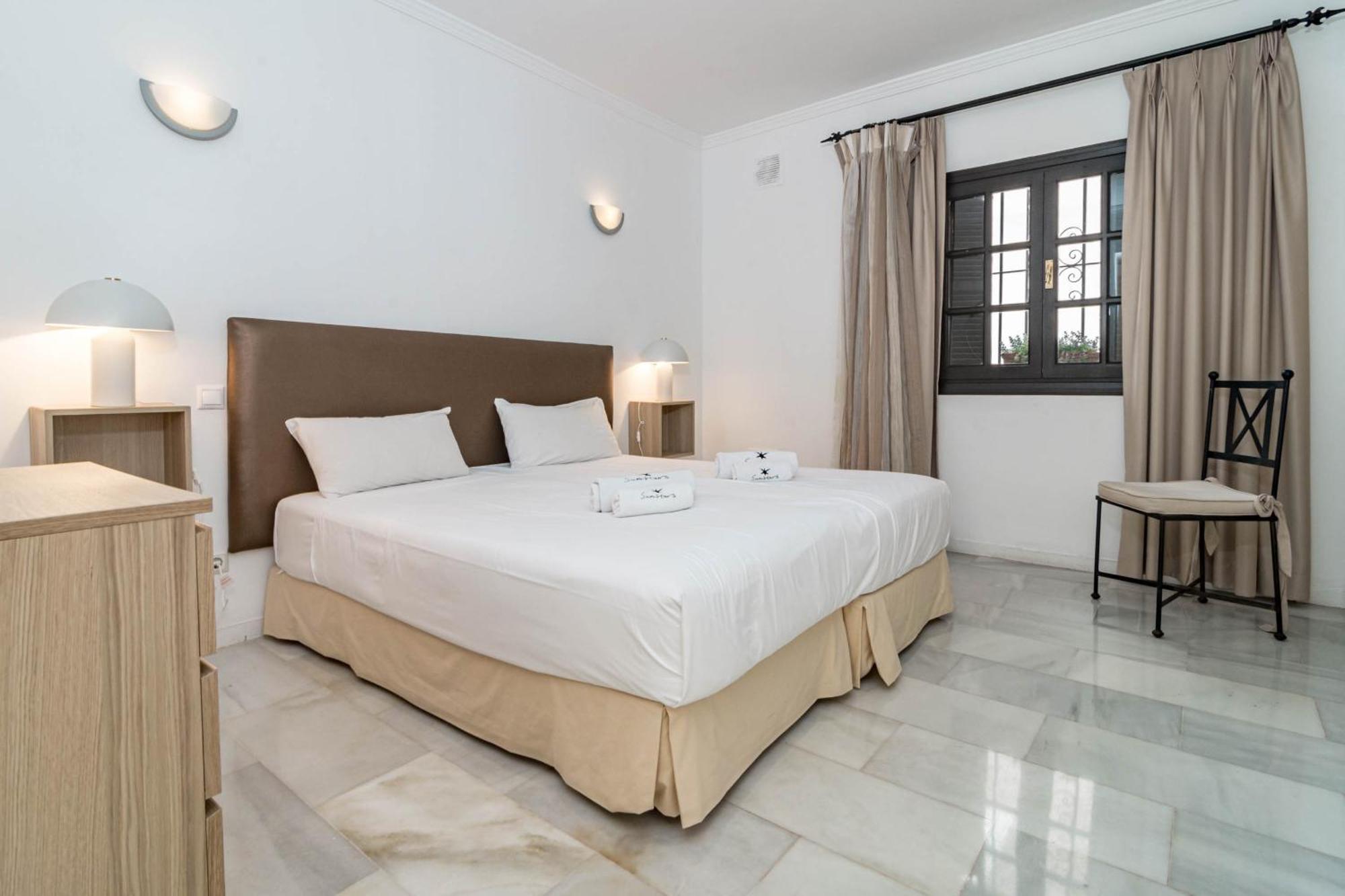 Stunning 2 Bedroom In Aldea Blanca Appartement Marbella