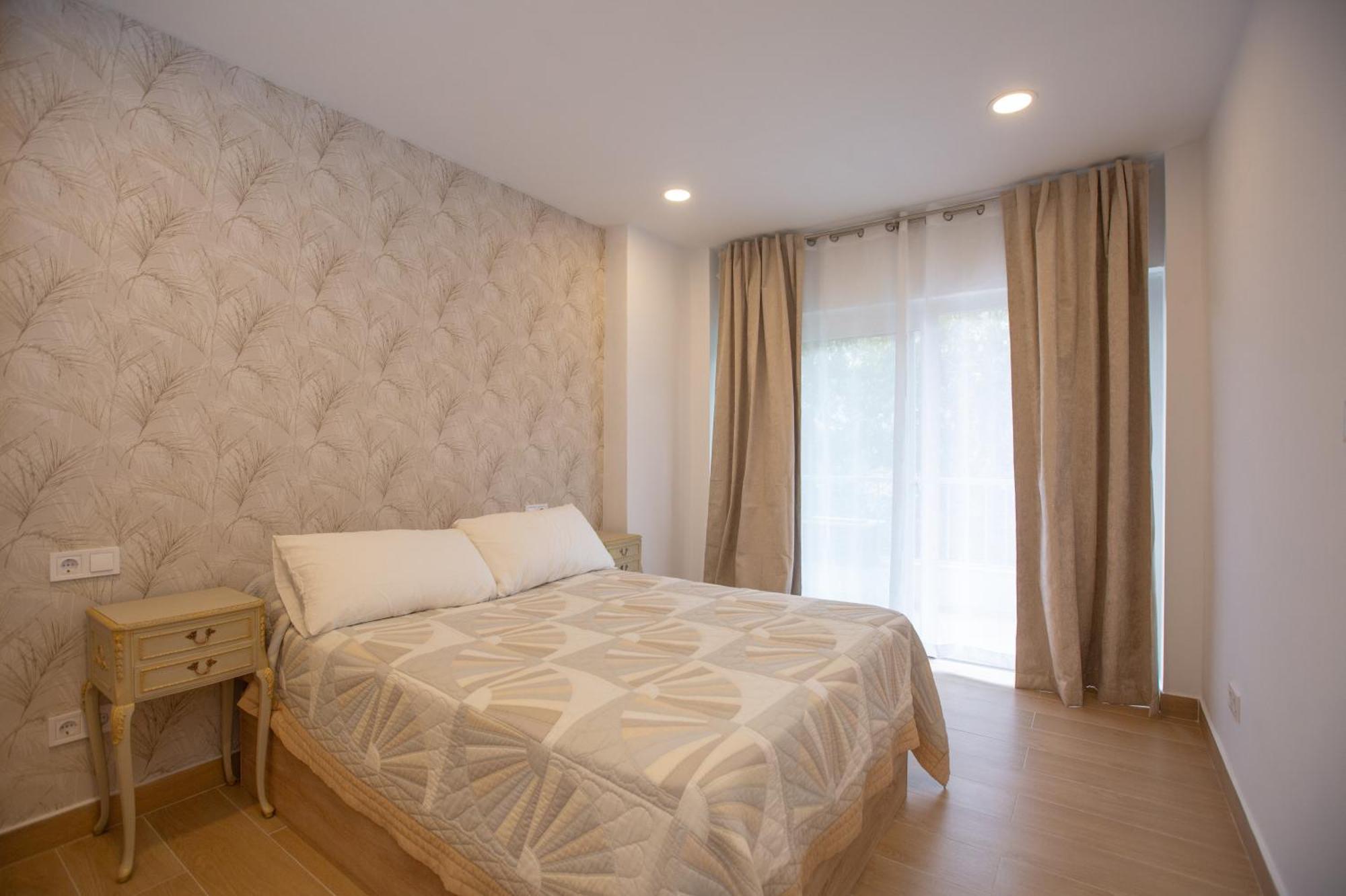 Apolo Gold Apartment *
