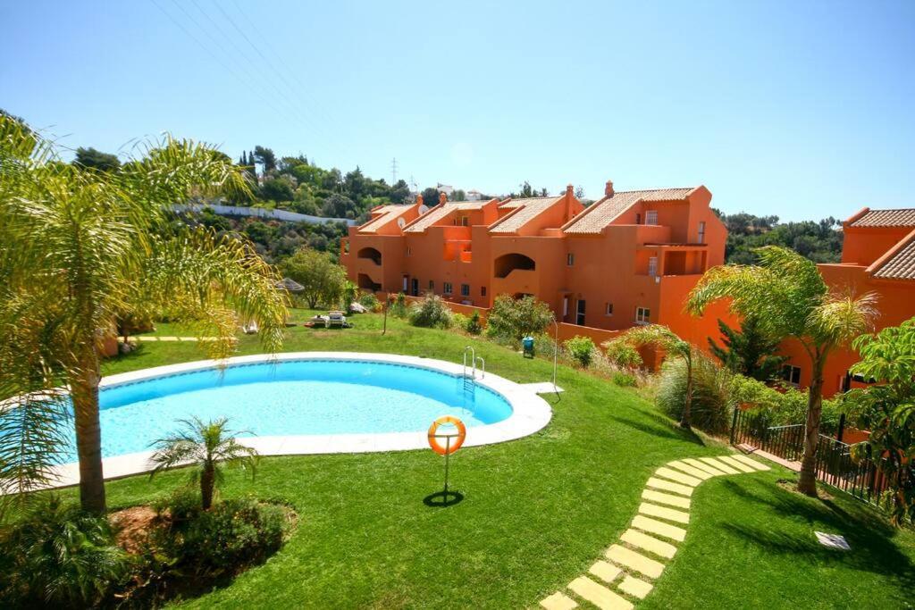 Apartment Lovely 2 Bedroom Near Golf Lagos Elviria Marbella