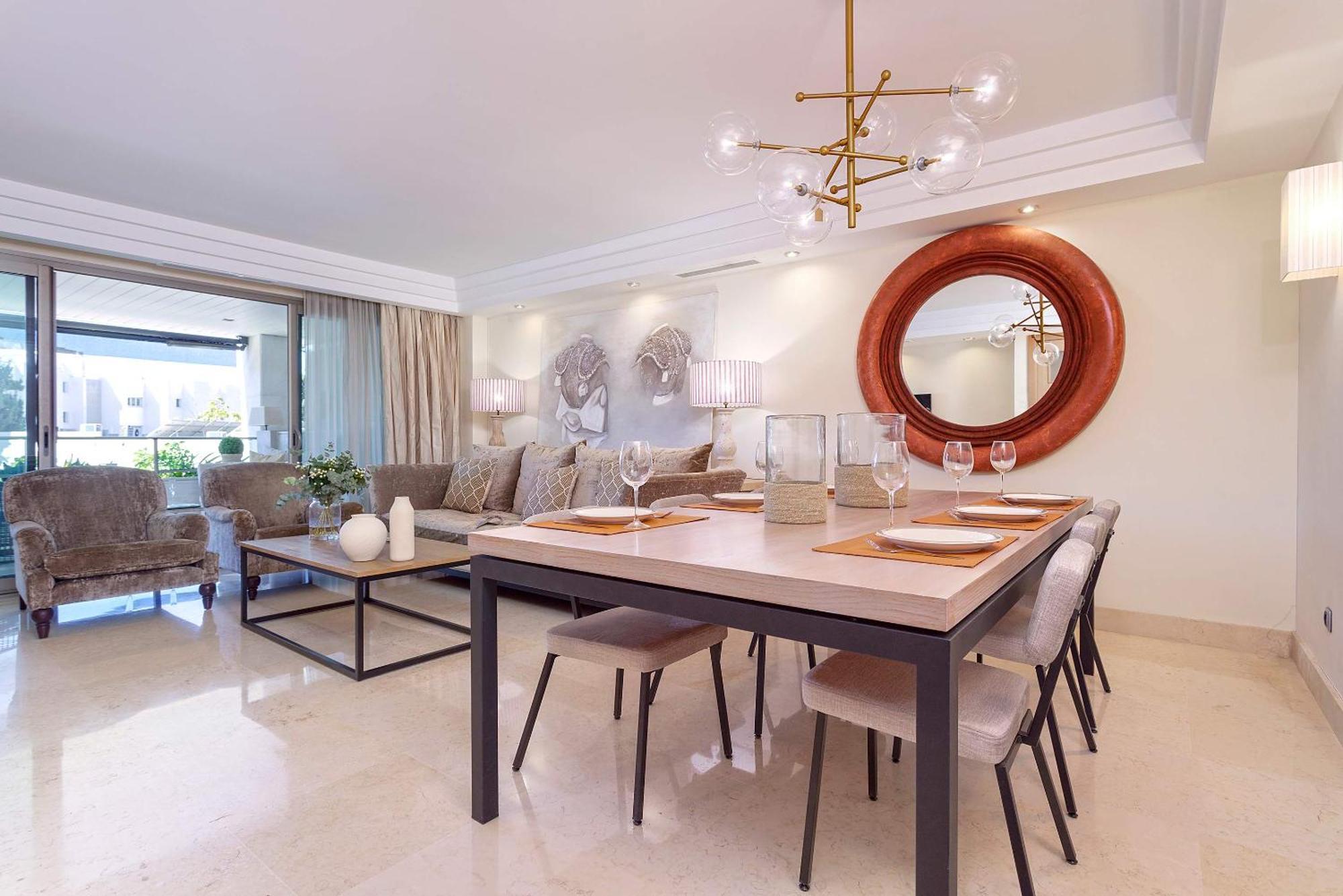 Genteel Jardines Del Principe Appartement