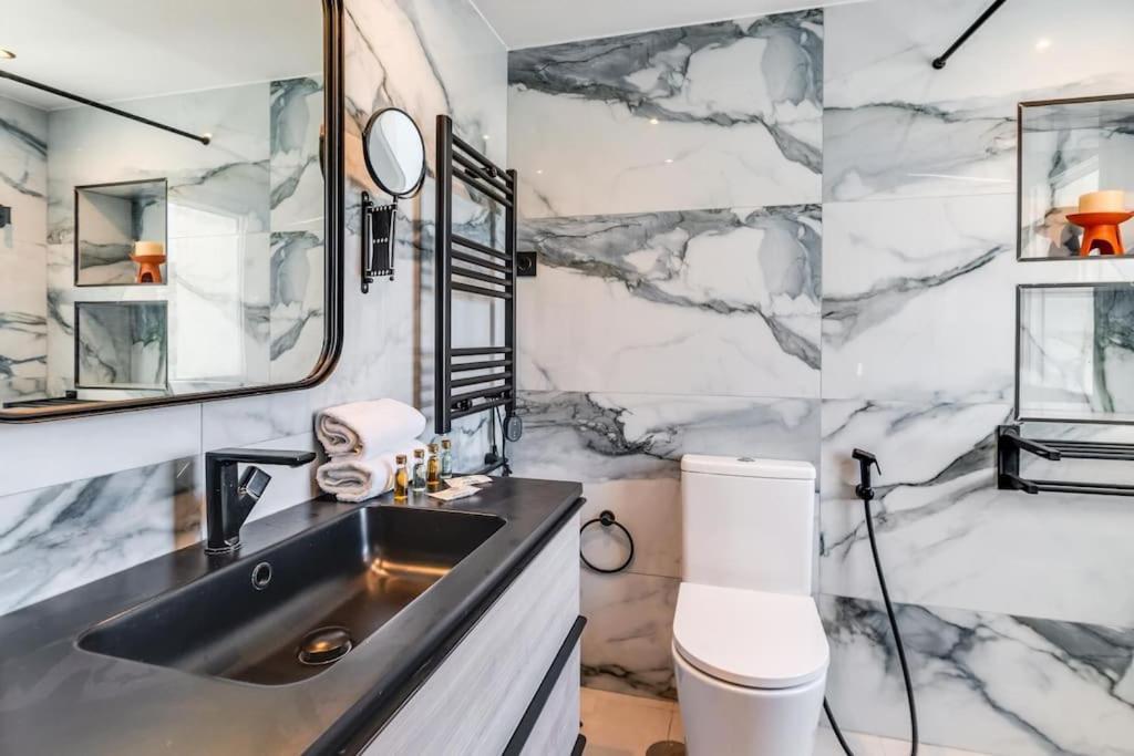 Apartment The Diamond Of Banus With Seaviews
