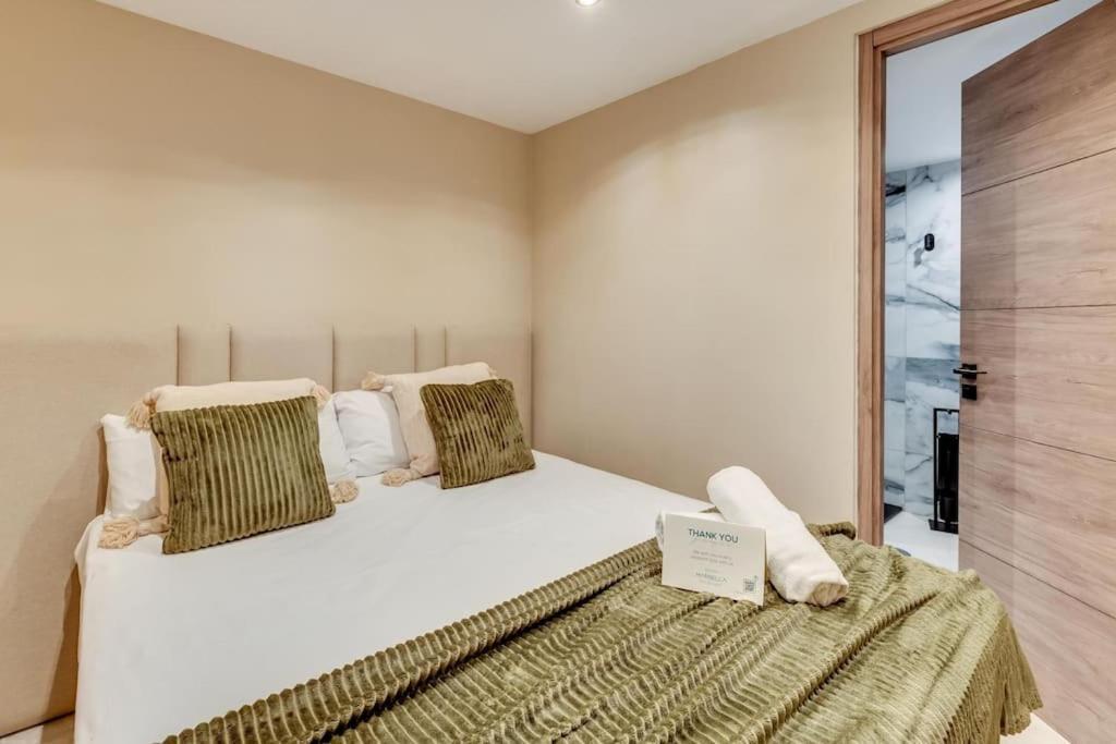 Apartment The Diamond Of Banus With Seaviews *