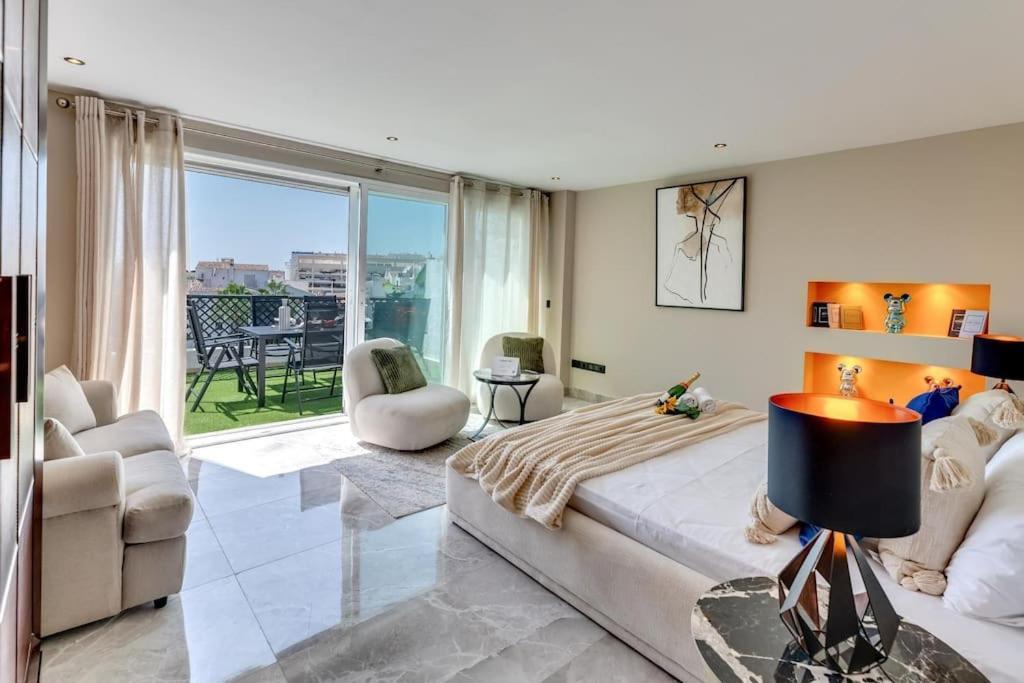 The Diamond Of Banus With Seaviews Apartment