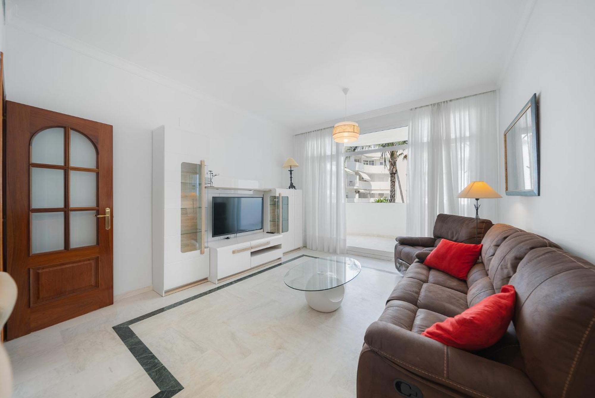 Real Seaside Apartment