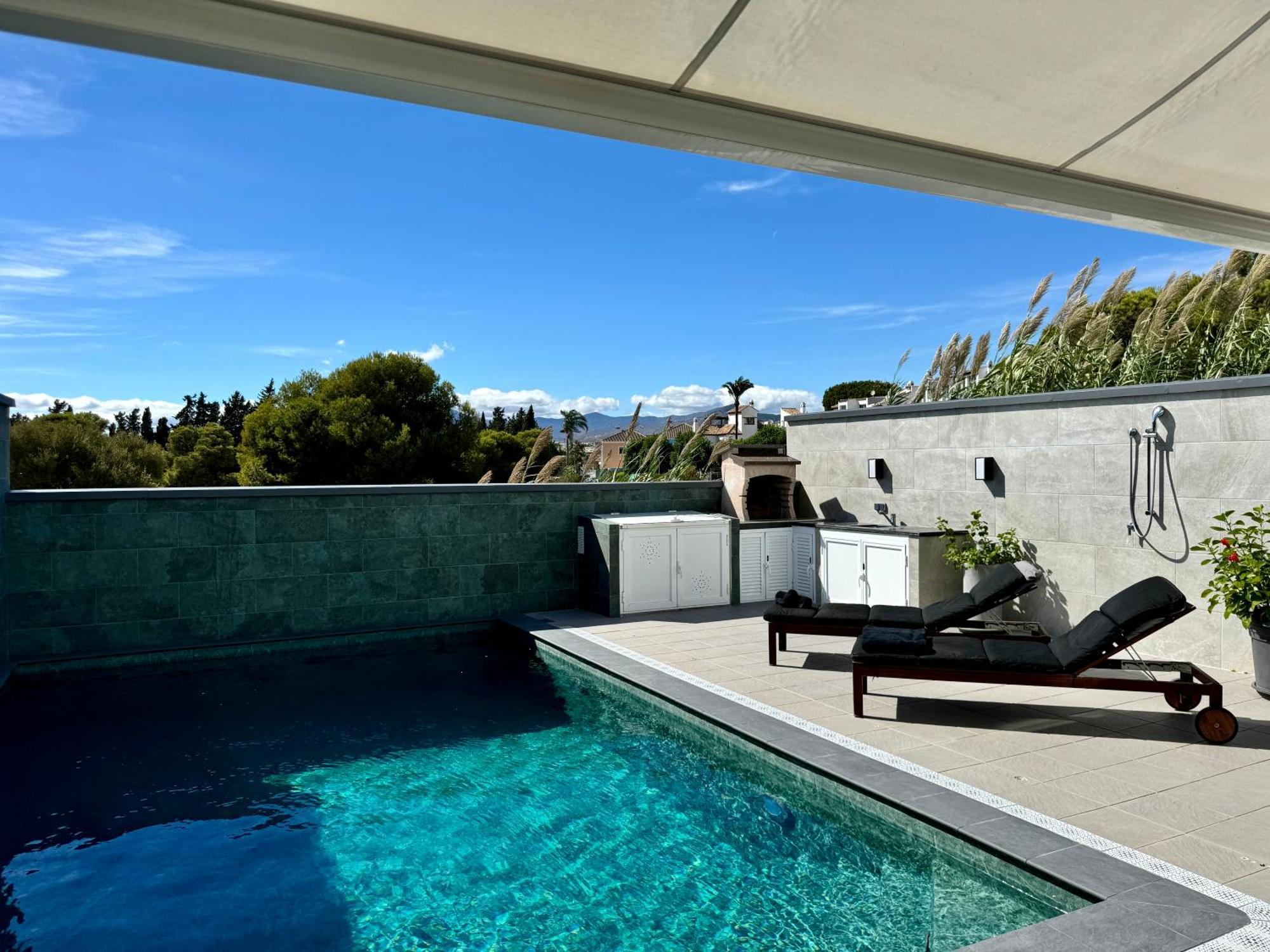 Casa Dragon Townhouse With Private Pool - Eaw Homes Ferienhaus