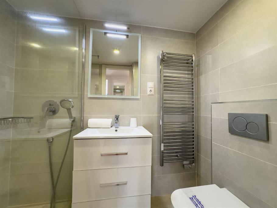 Skol 208a First Line West Facing Duplex Apa *