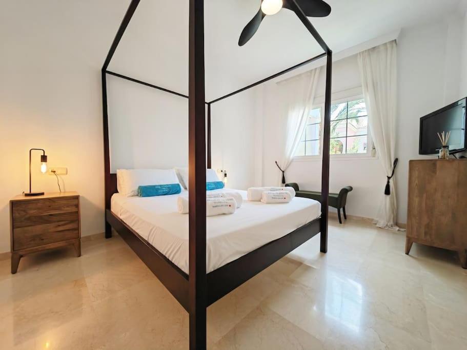 The Heart Of Nueva Andalucia Apartment *