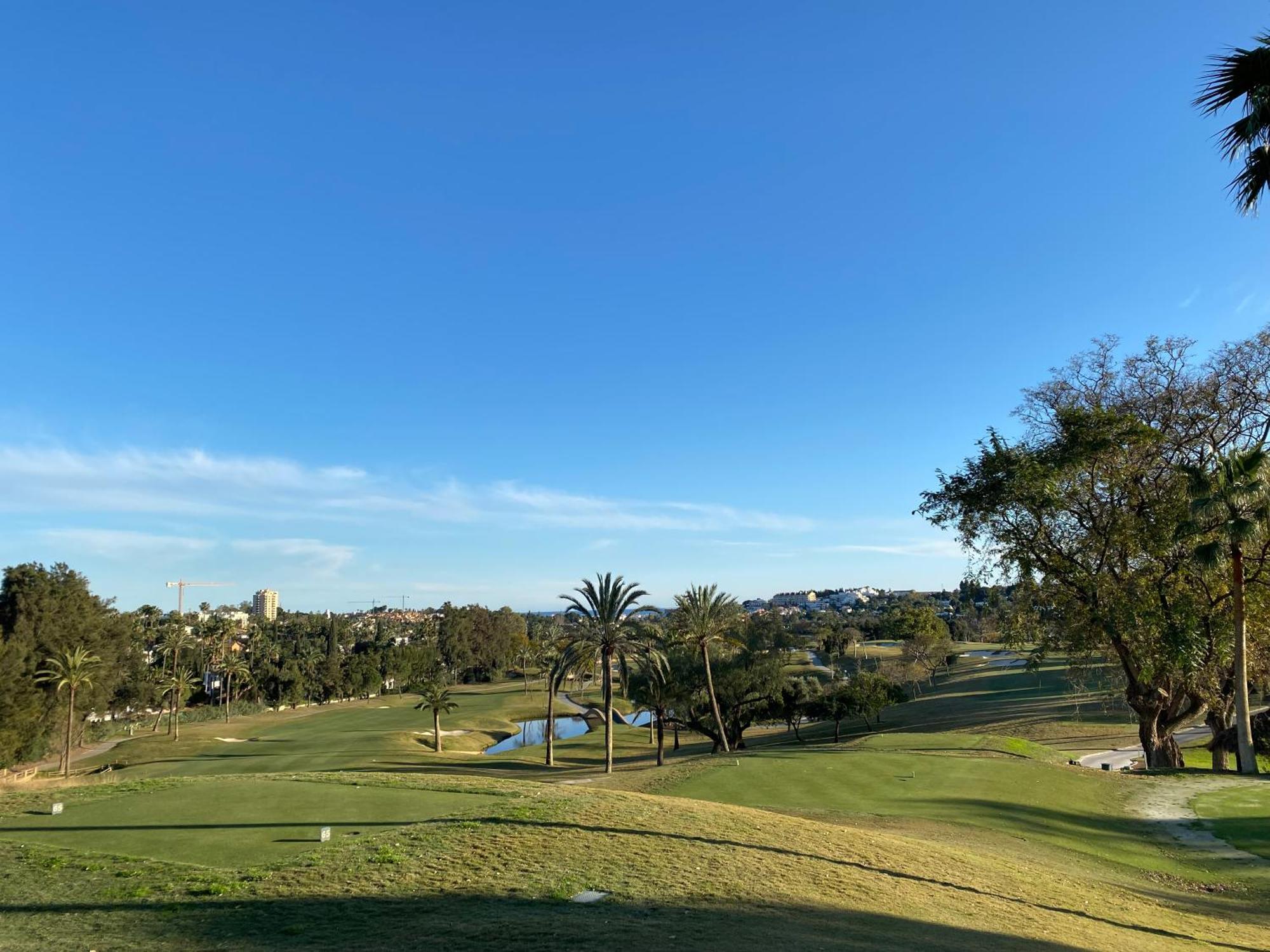 Stunning At Del Golf, 5 Stars And Frontline Golf, Porto Banus, Bed & Breakfast 5*
