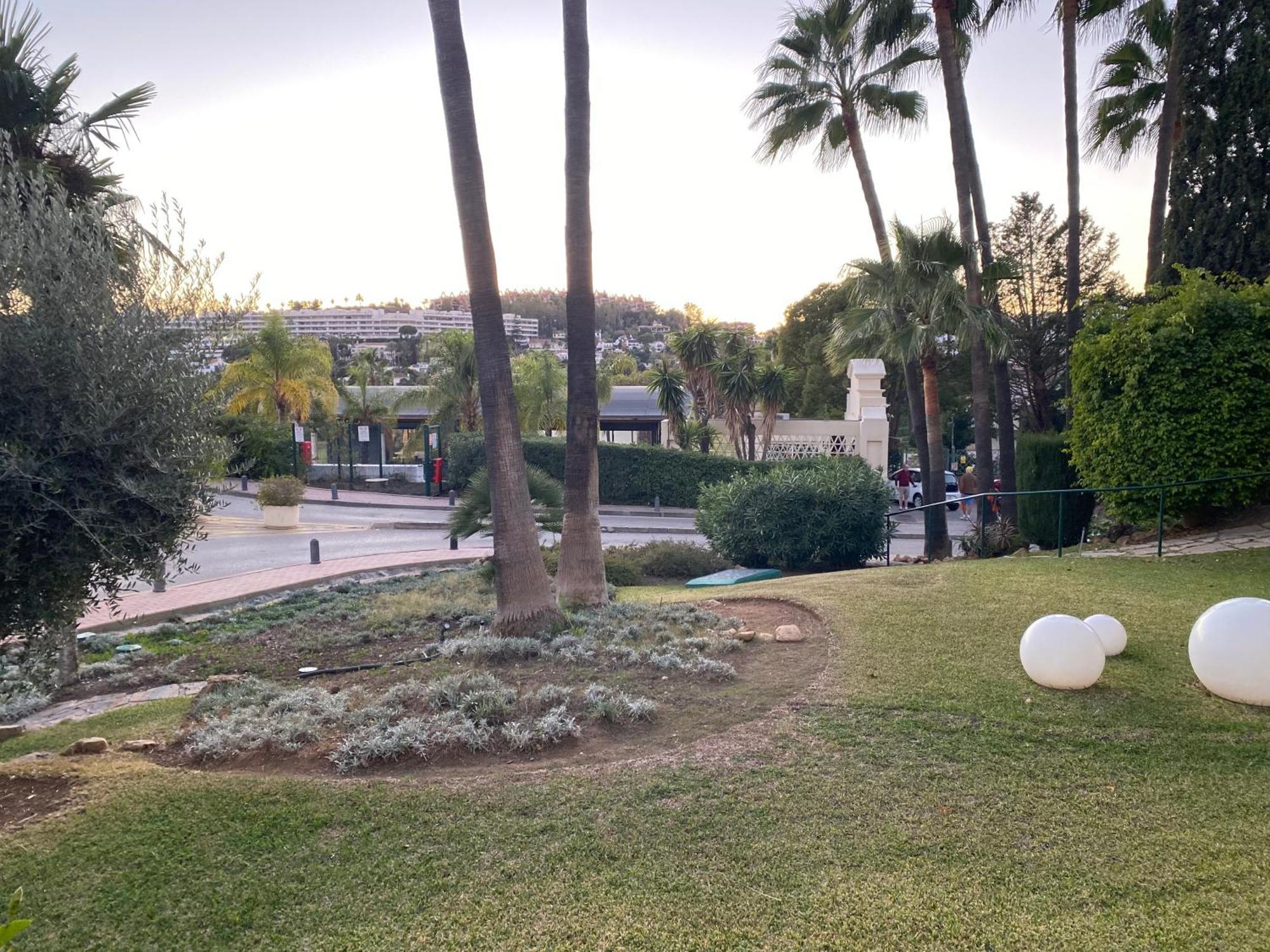 Bed & Breakfast Stunning At Del Golf, 5 Stars And Frontline Golf, Porto Banus, Marbella