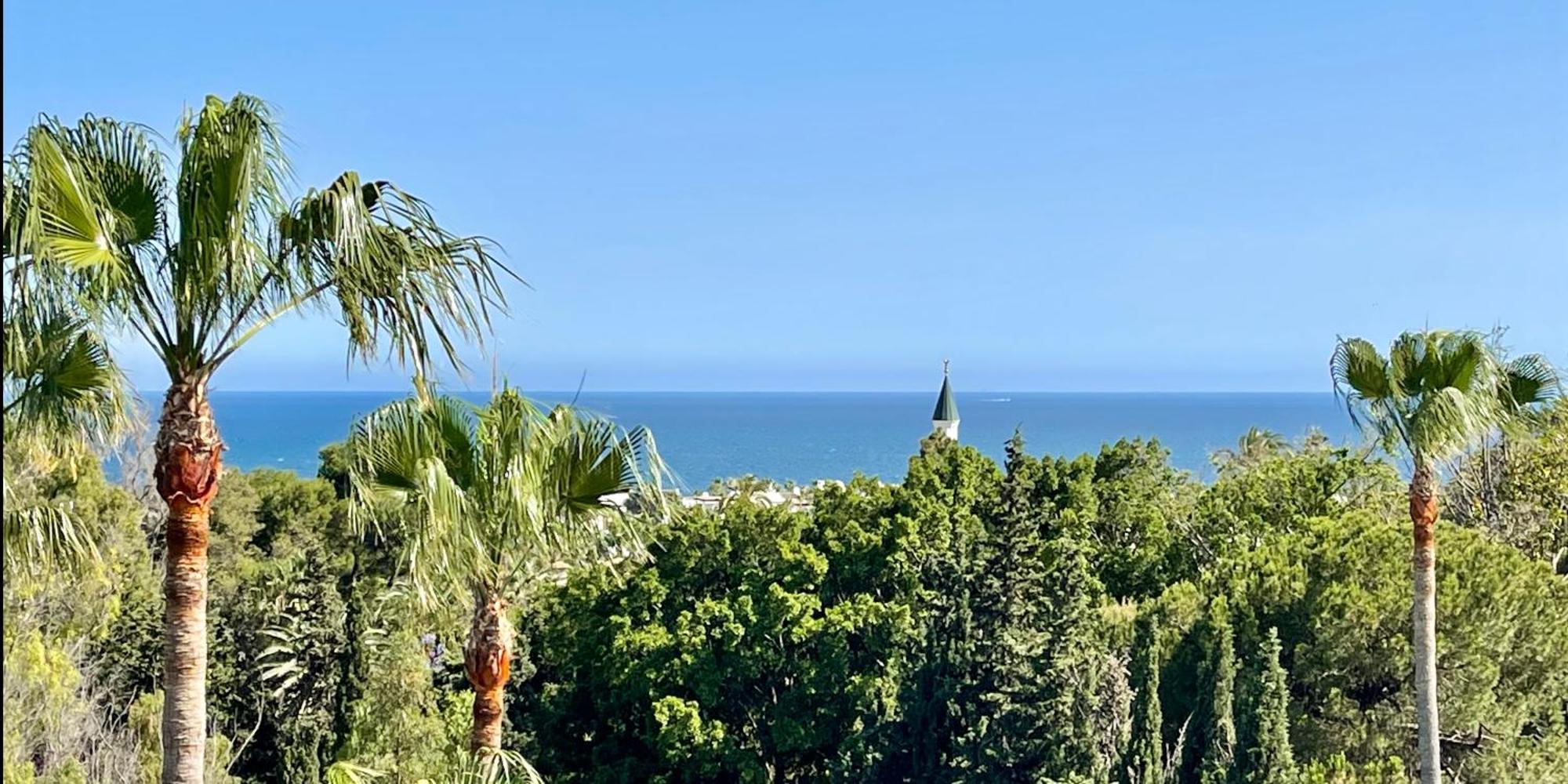 Apartamento Luxury Penthouse With Sea Views In Marbella Golden Mile, Puente Romano Area *