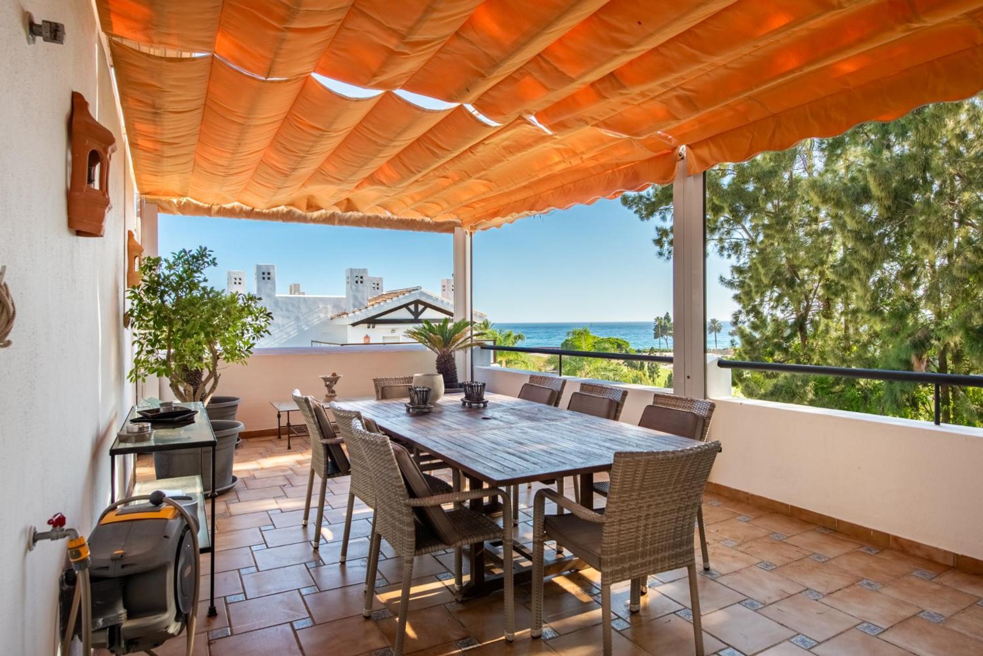 Palm Frontline Penthouse Holiday home *