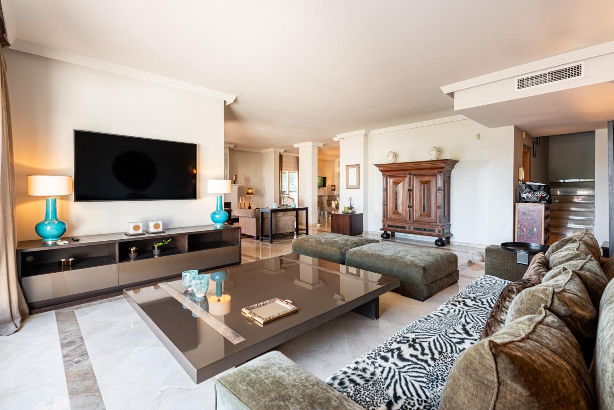 Palm Frontline Penthouse Marbella