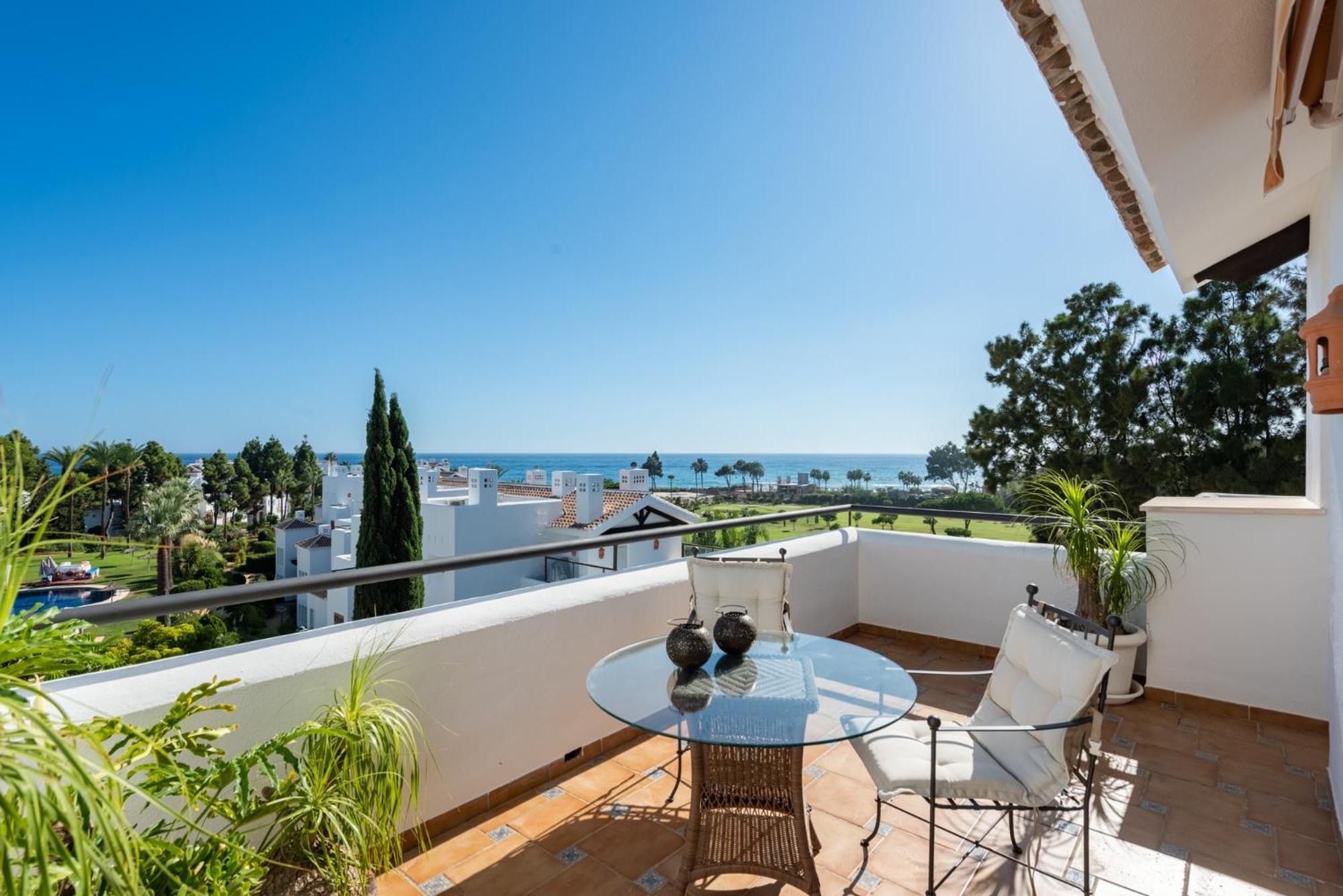 Palm Frontline Penthouse Holiday home