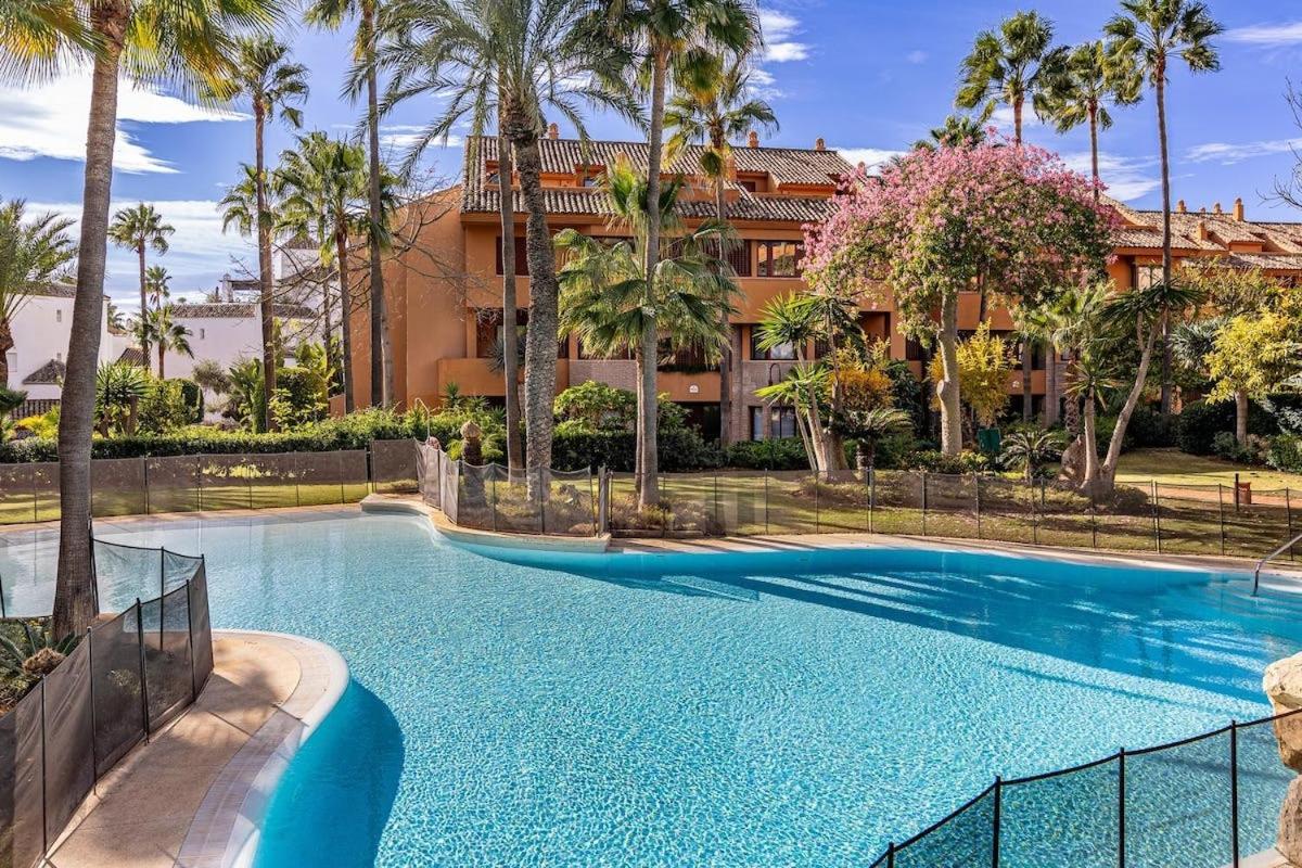 Ap. En Monteros - Apartamento *