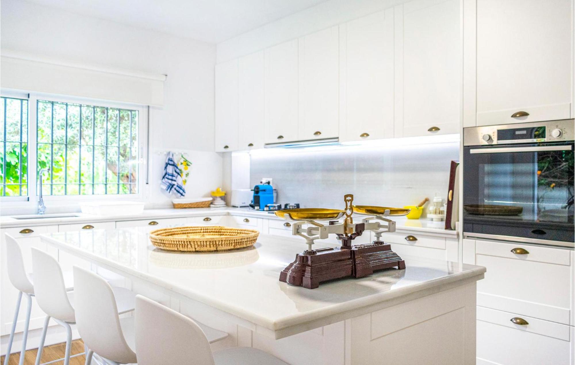 Awesome In With Wifi Holiday home