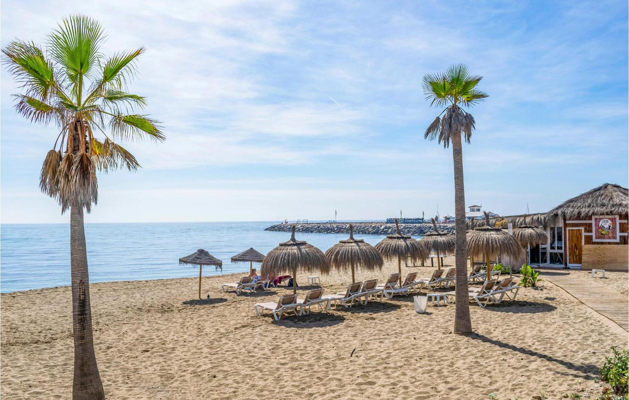 Awesome In With Wifi Marbella