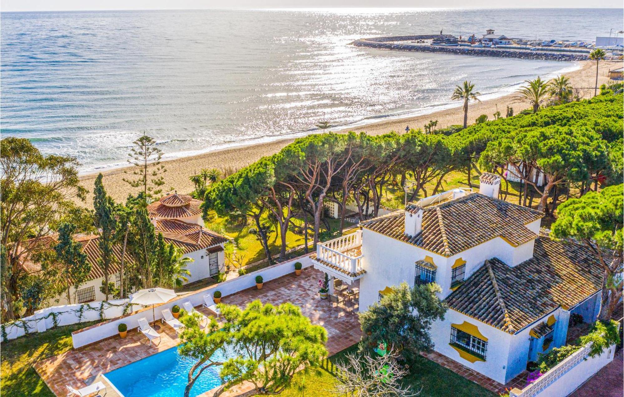 Awesome In With Wifi Holiday home Marbella