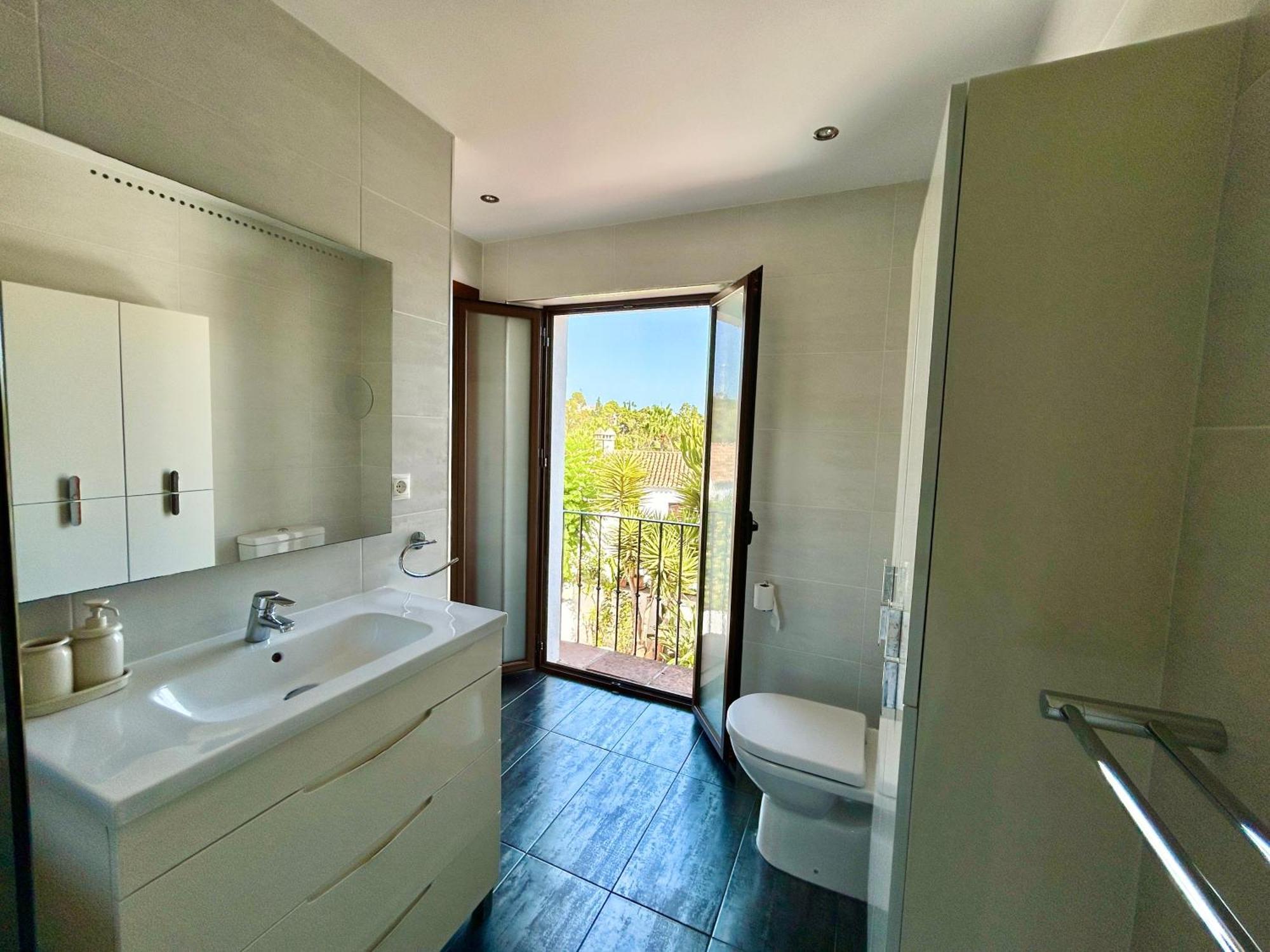 Vakantiehuis House In Surrounded By Golf Courses *