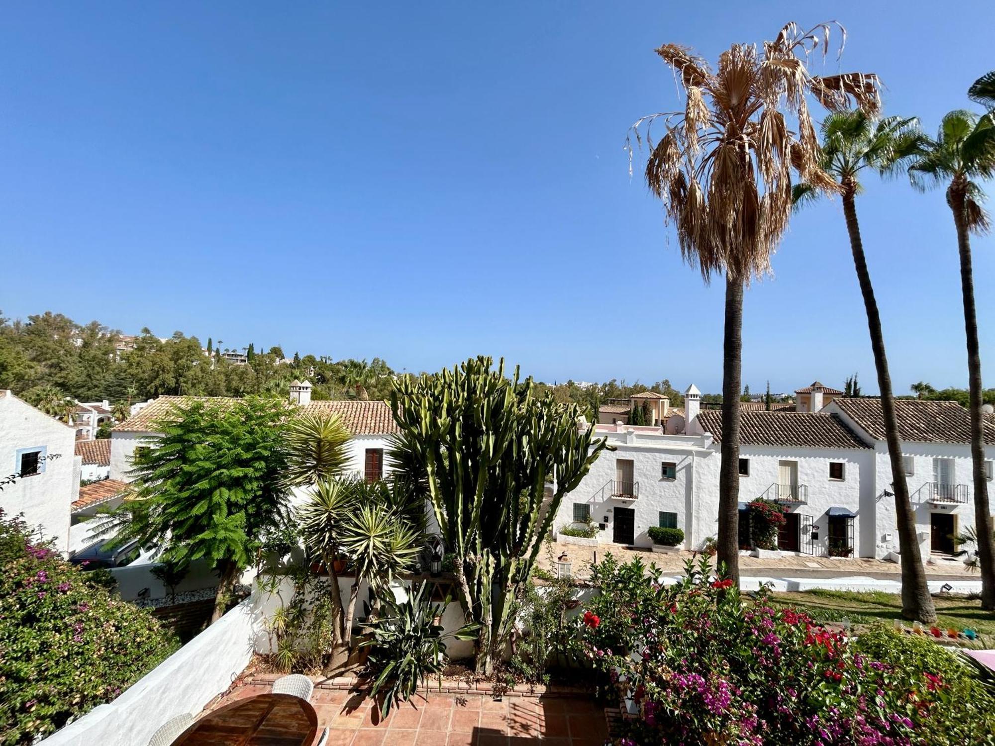 Vakantiehuis House In Surrounded By Golf Courses *