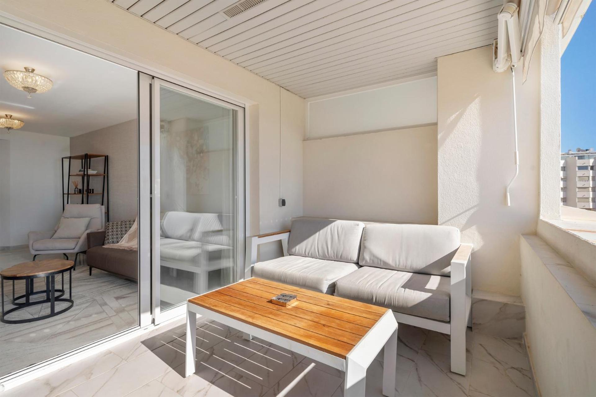 Sea View 2-bedroom With Pool Apartment