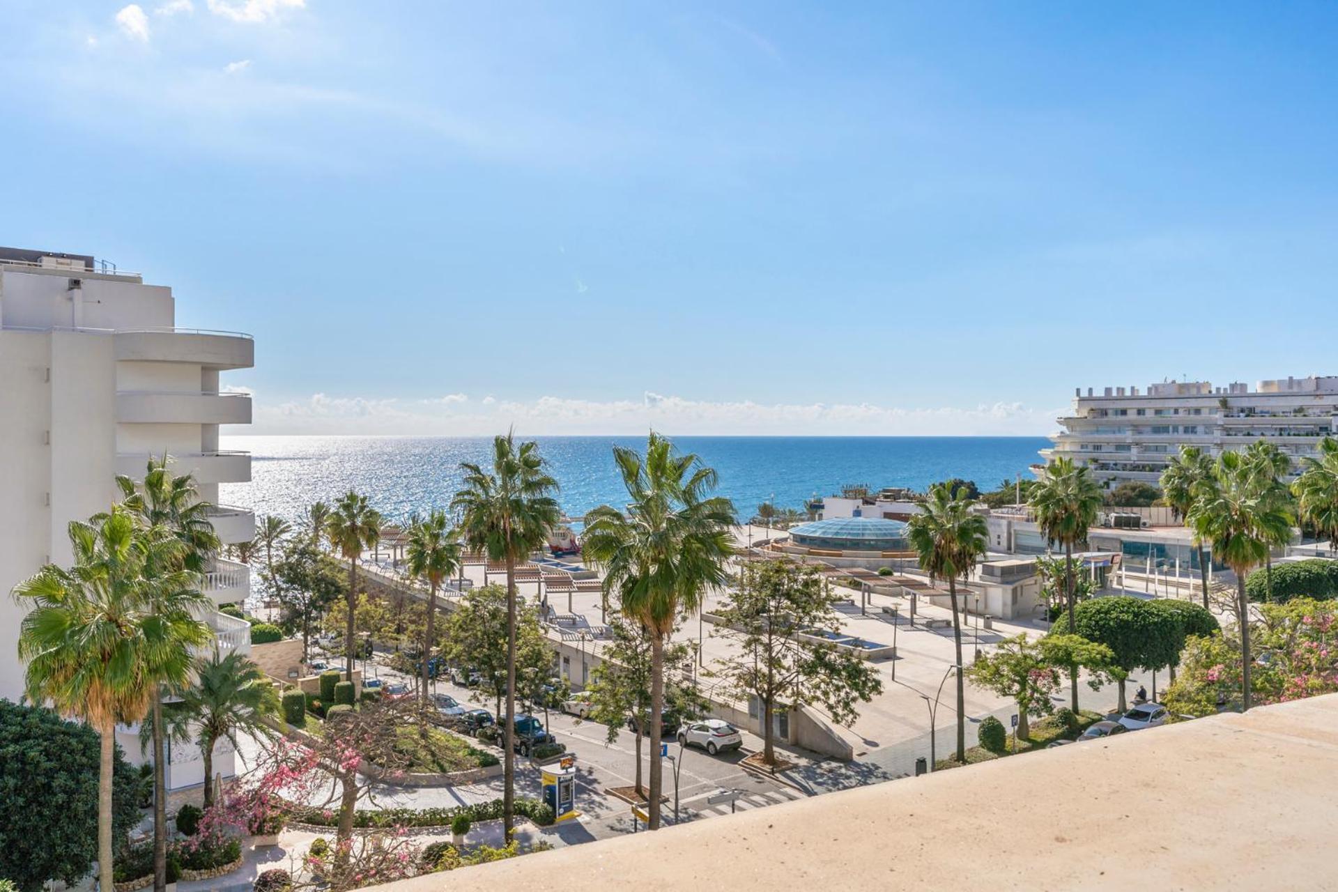 Sea View 2-bedroom With Pool * Marbella