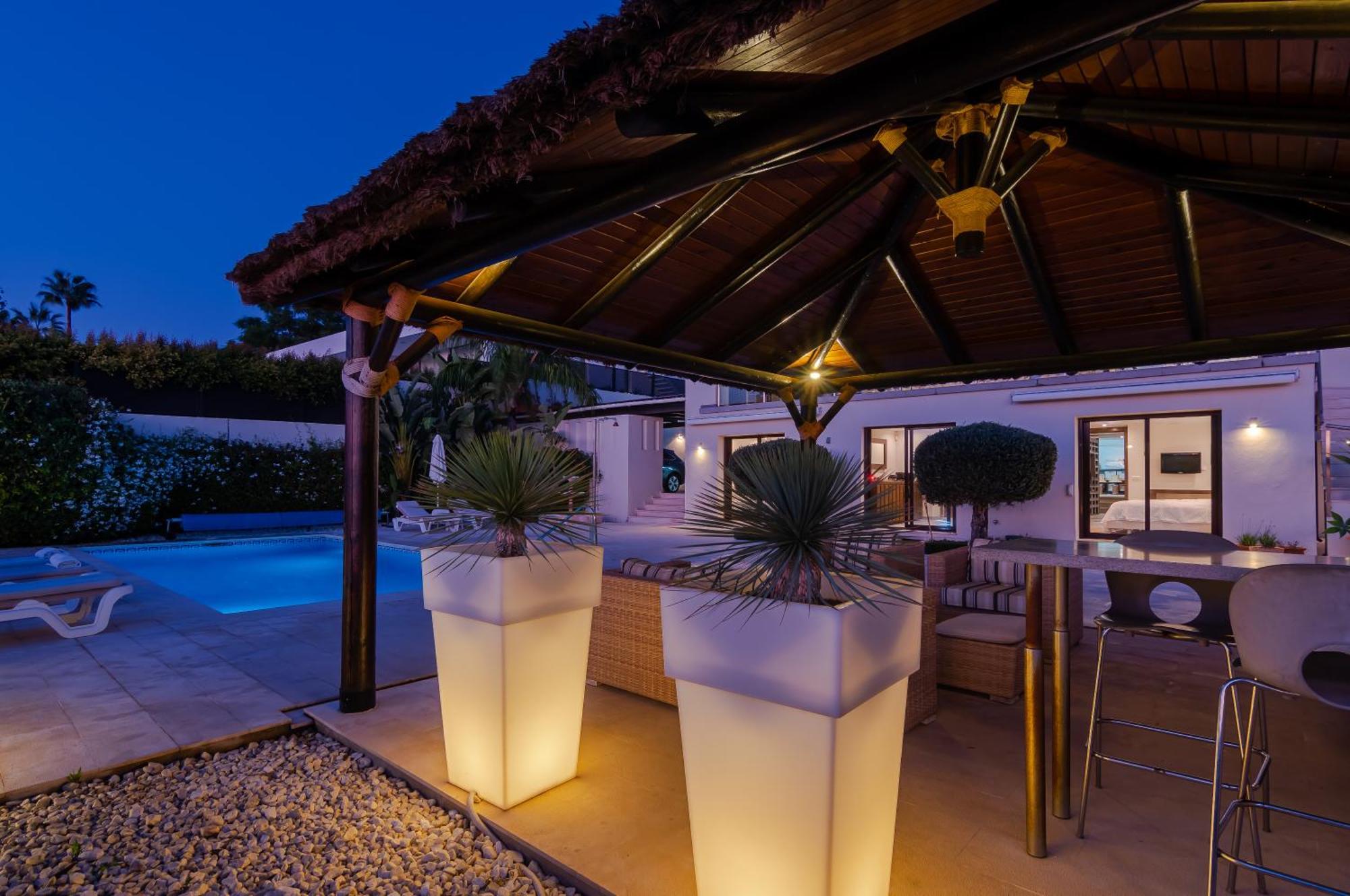 - Naranjos Golf Frontline Villa